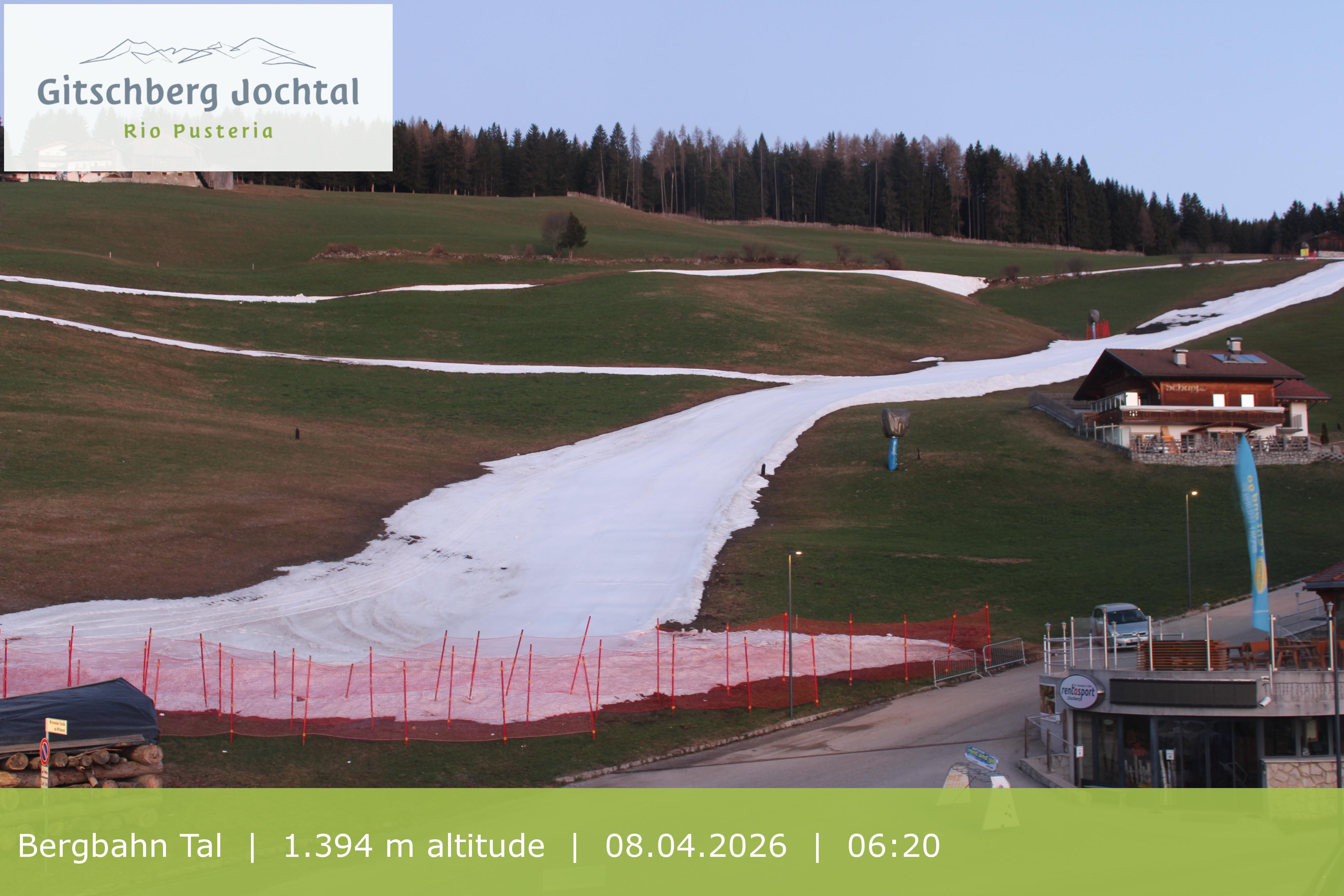 Archived image Webcam View of Base Station Meransen in South Tyrol