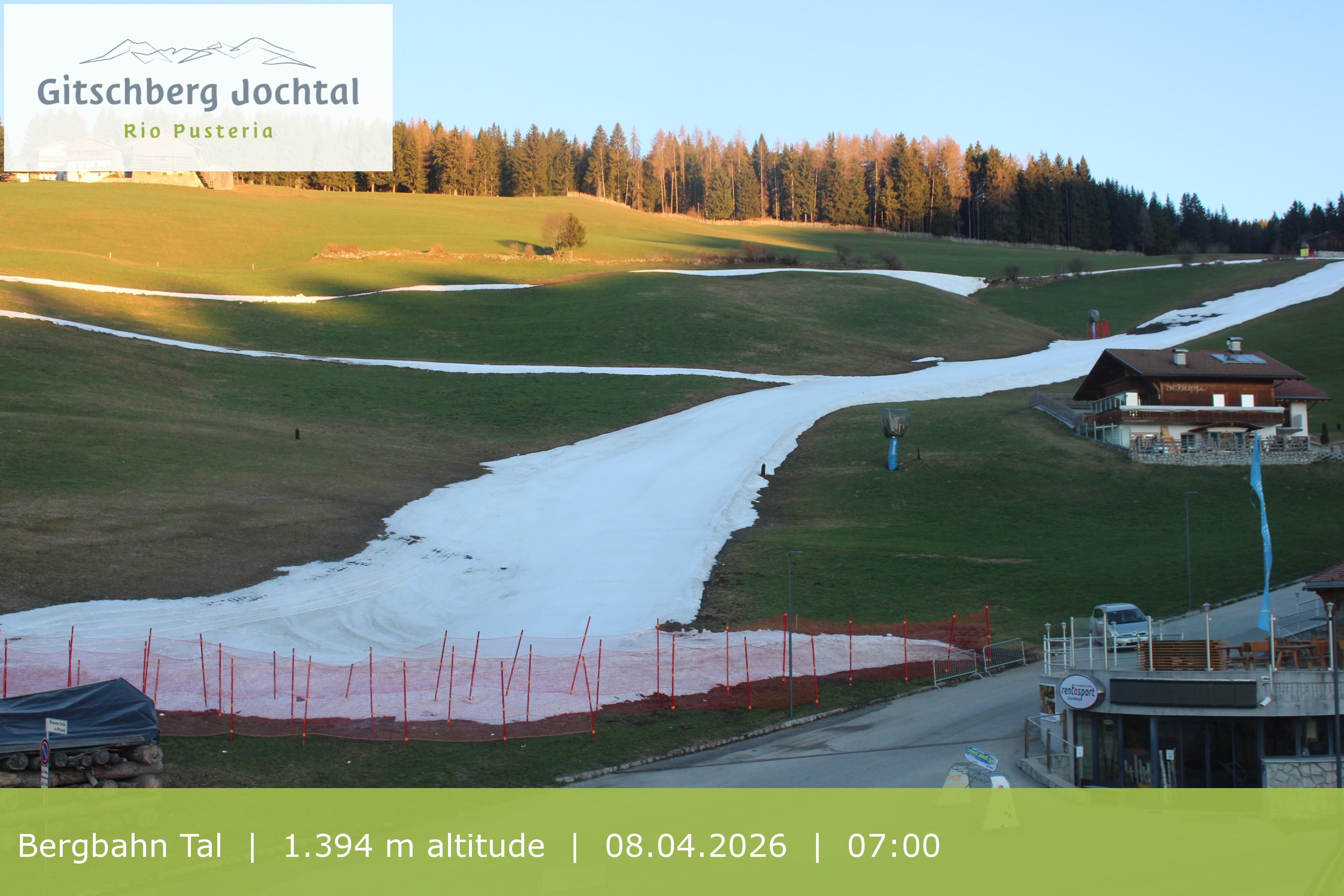 Archived image Webcam View of Base Station Meransen in South Tyrol