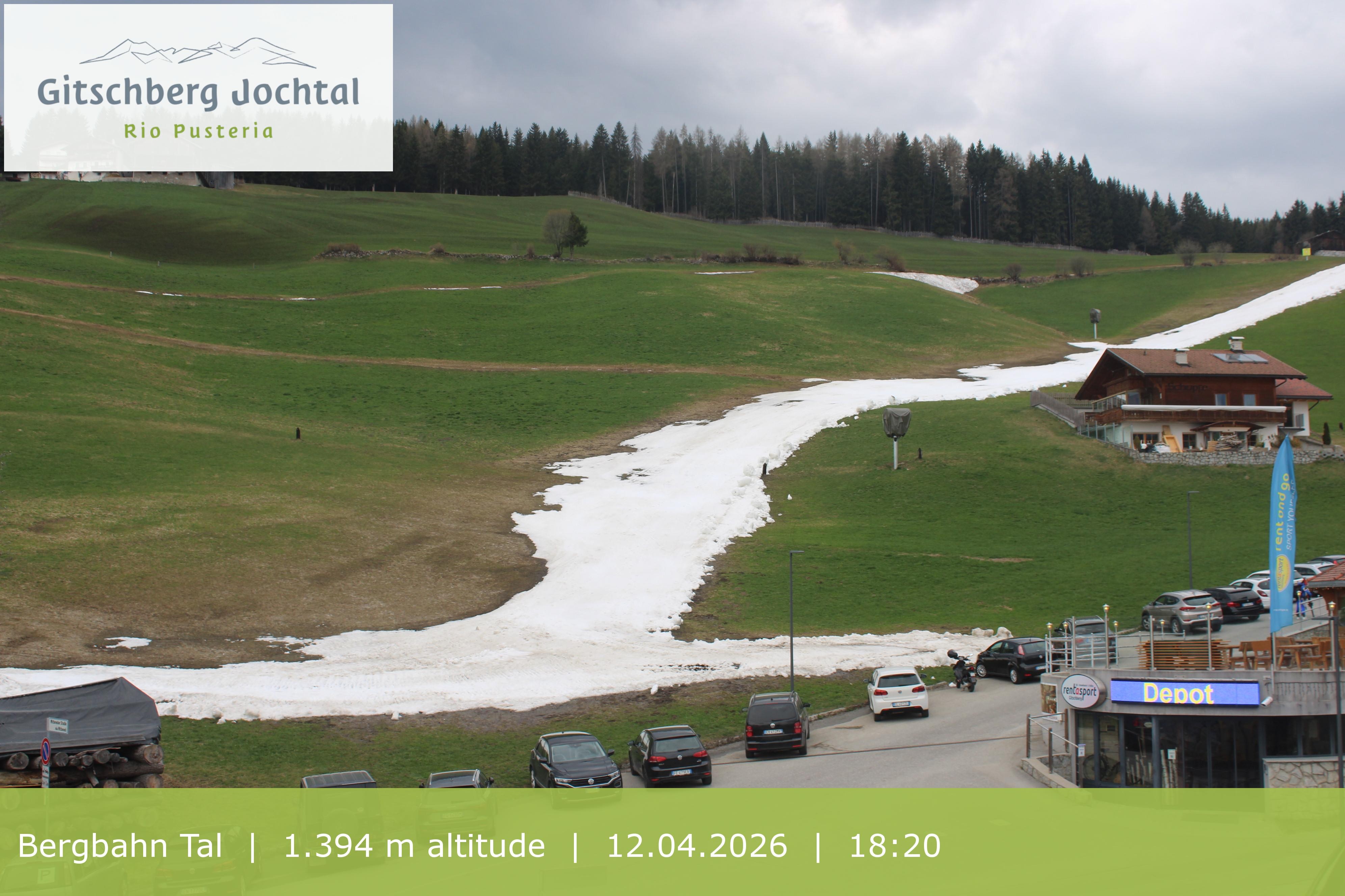 Archived image Webcam View of Base Station Meransen in South Tyrol