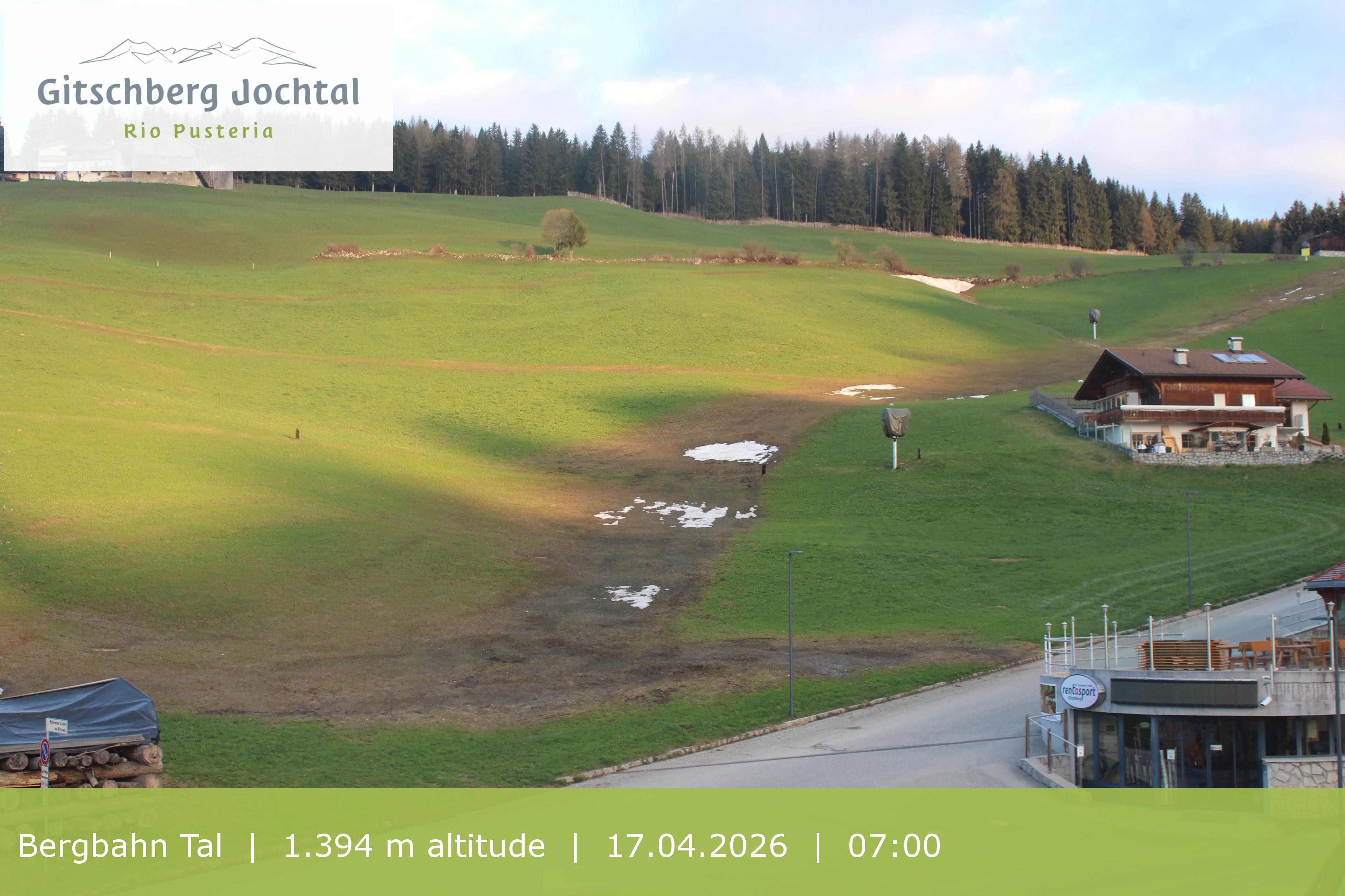 Archived image Webcam View of Base Station Meransen in South Tyrol