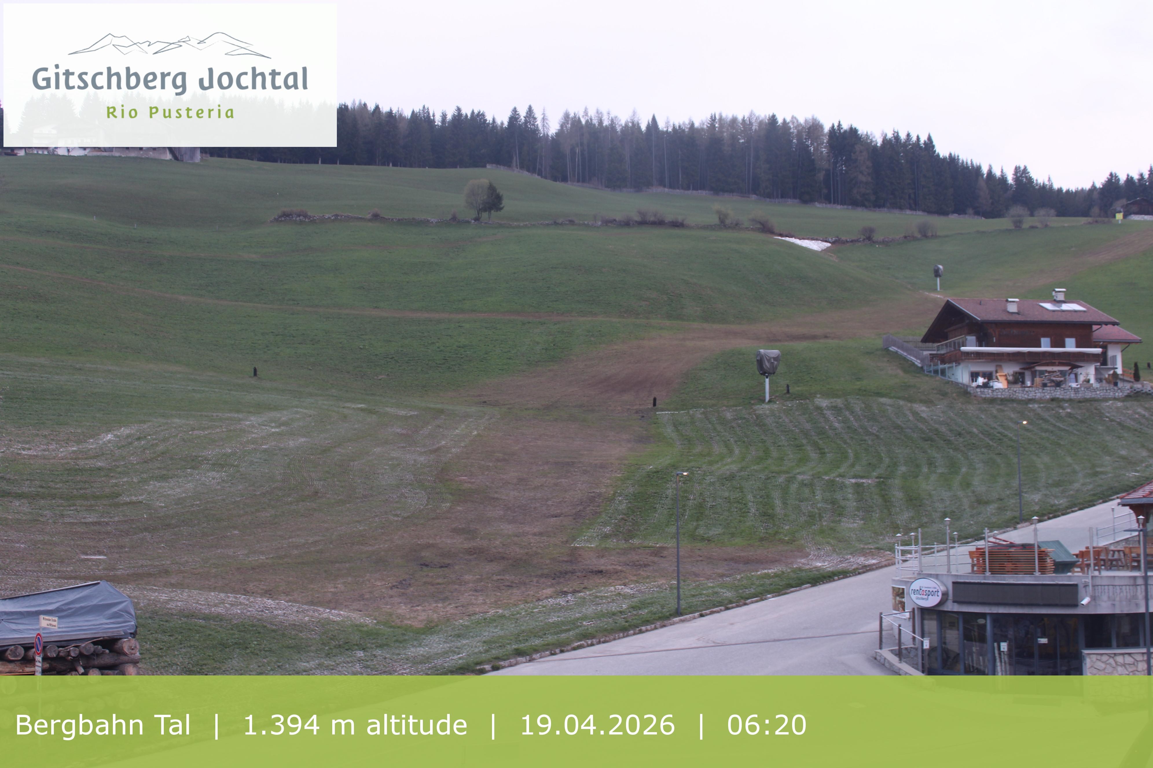 Archived image Webcam View of Base Station Meransen in South Tyrol