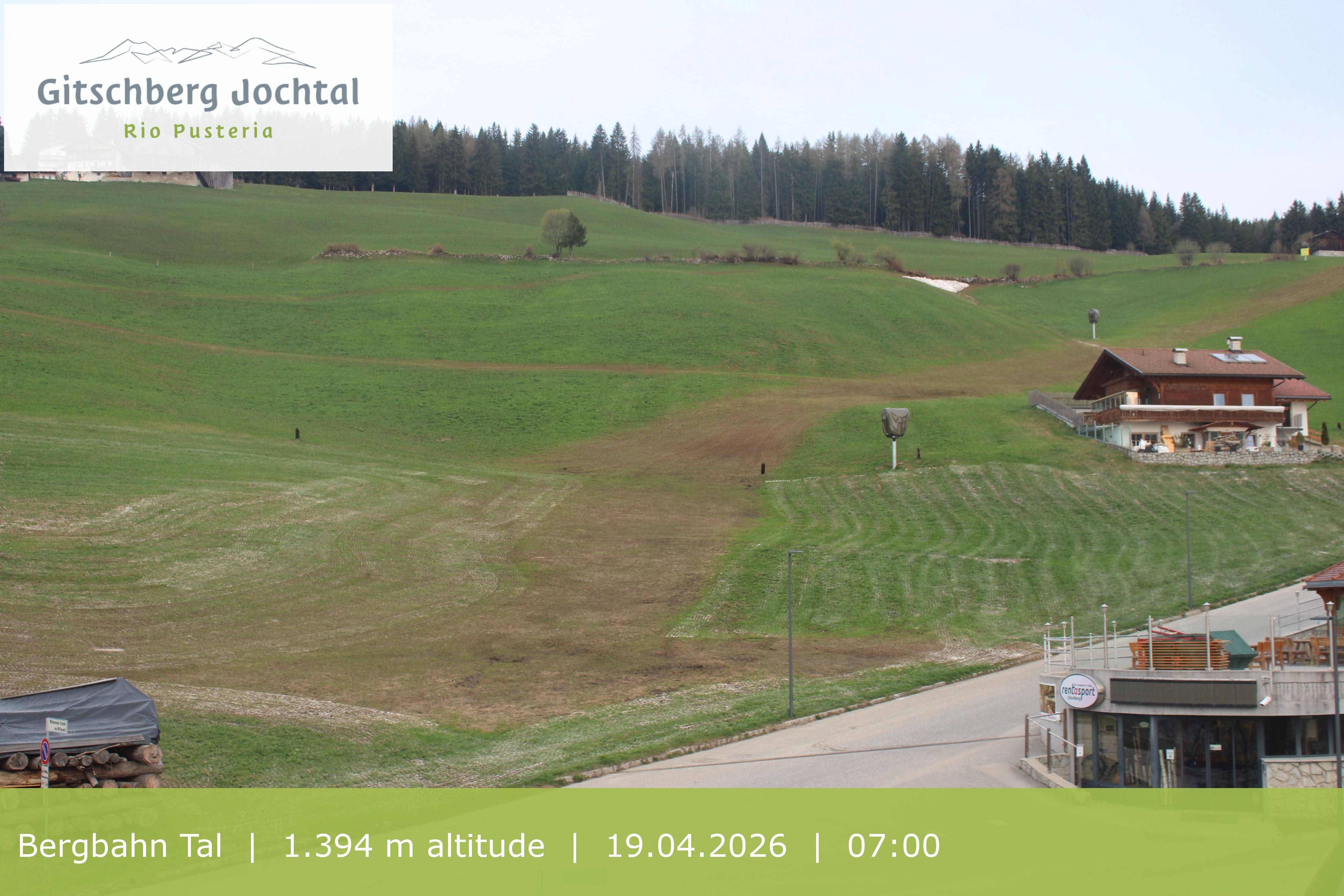 Archived image Webcam View of Base Station Meransen in South Tyrol