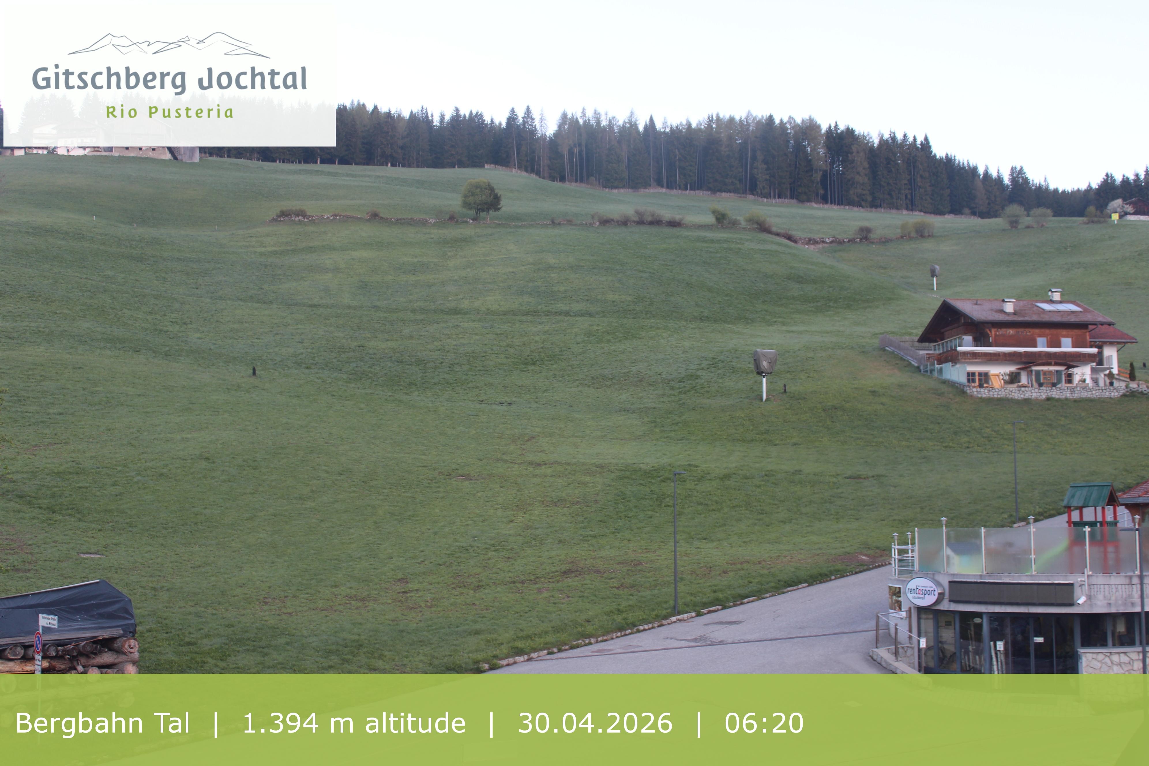 Archived image Webcam View of Base Station Meransen in South Tyrol
