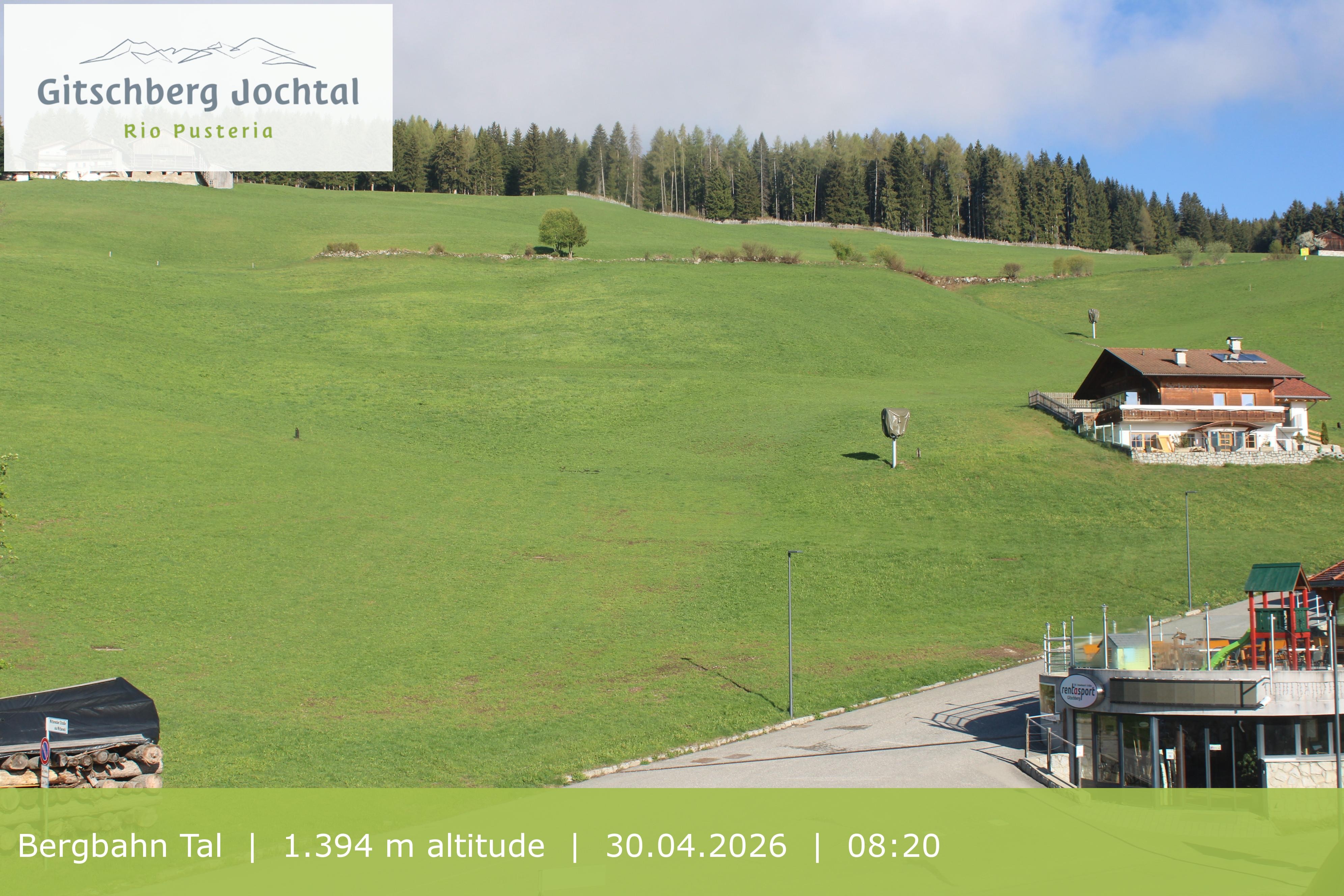 Archived image Webcam View of Base Station Meransen in South Tyrol