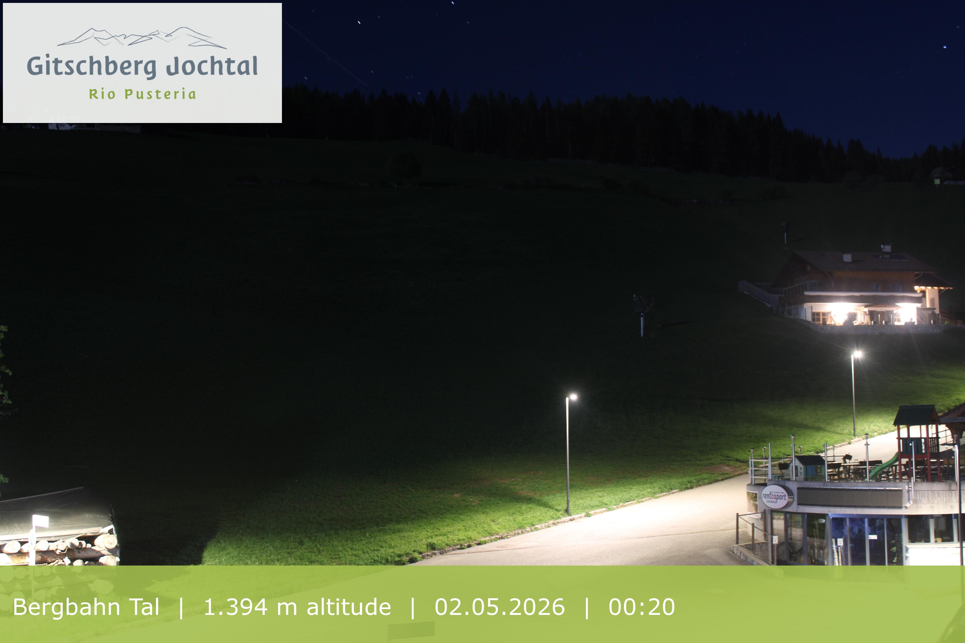 Archiv Foto Webcam Sicht auf die Talstation Meransen in Südtirol