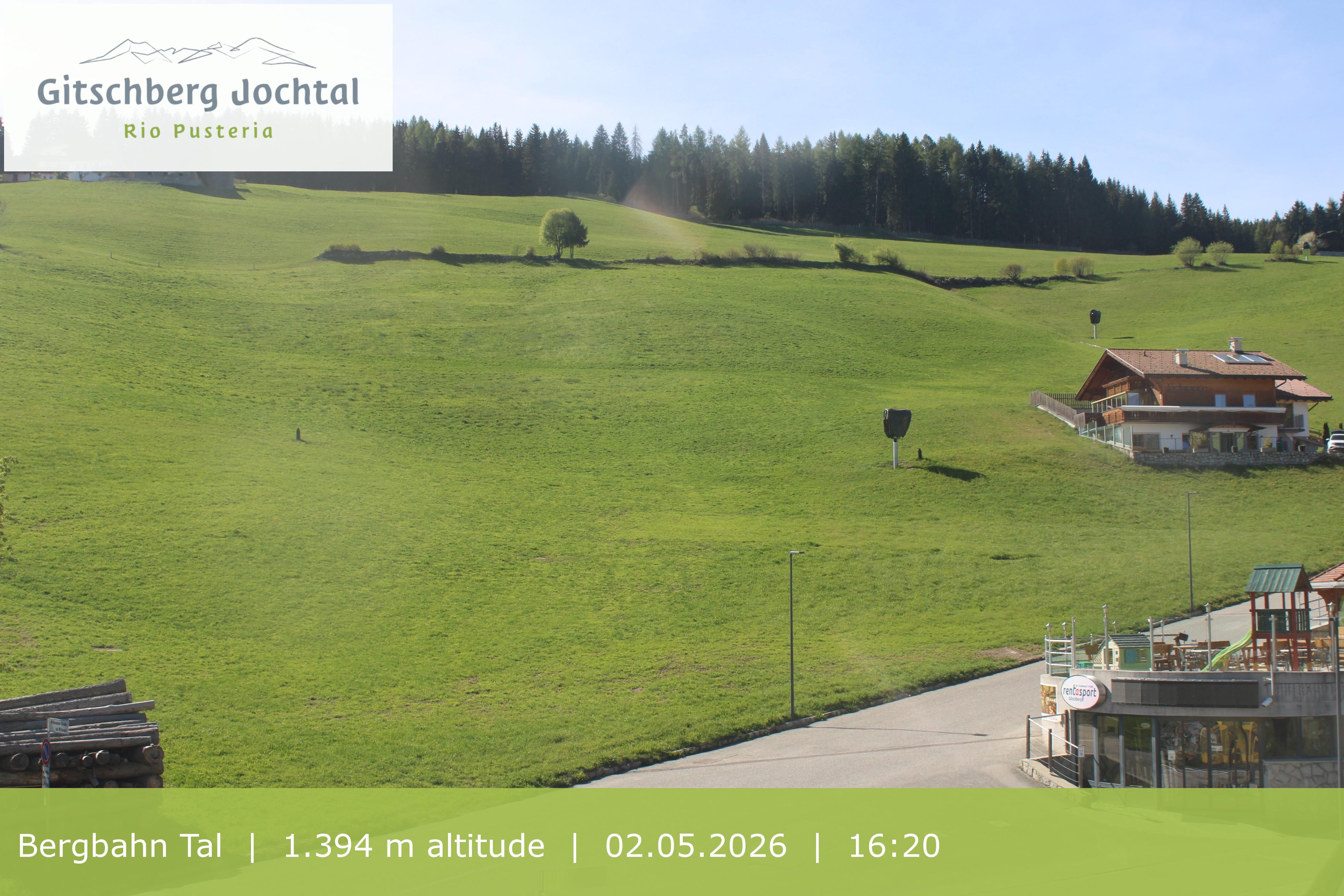 Archived image Webcam View of Base Station Meransen in South Tyrol