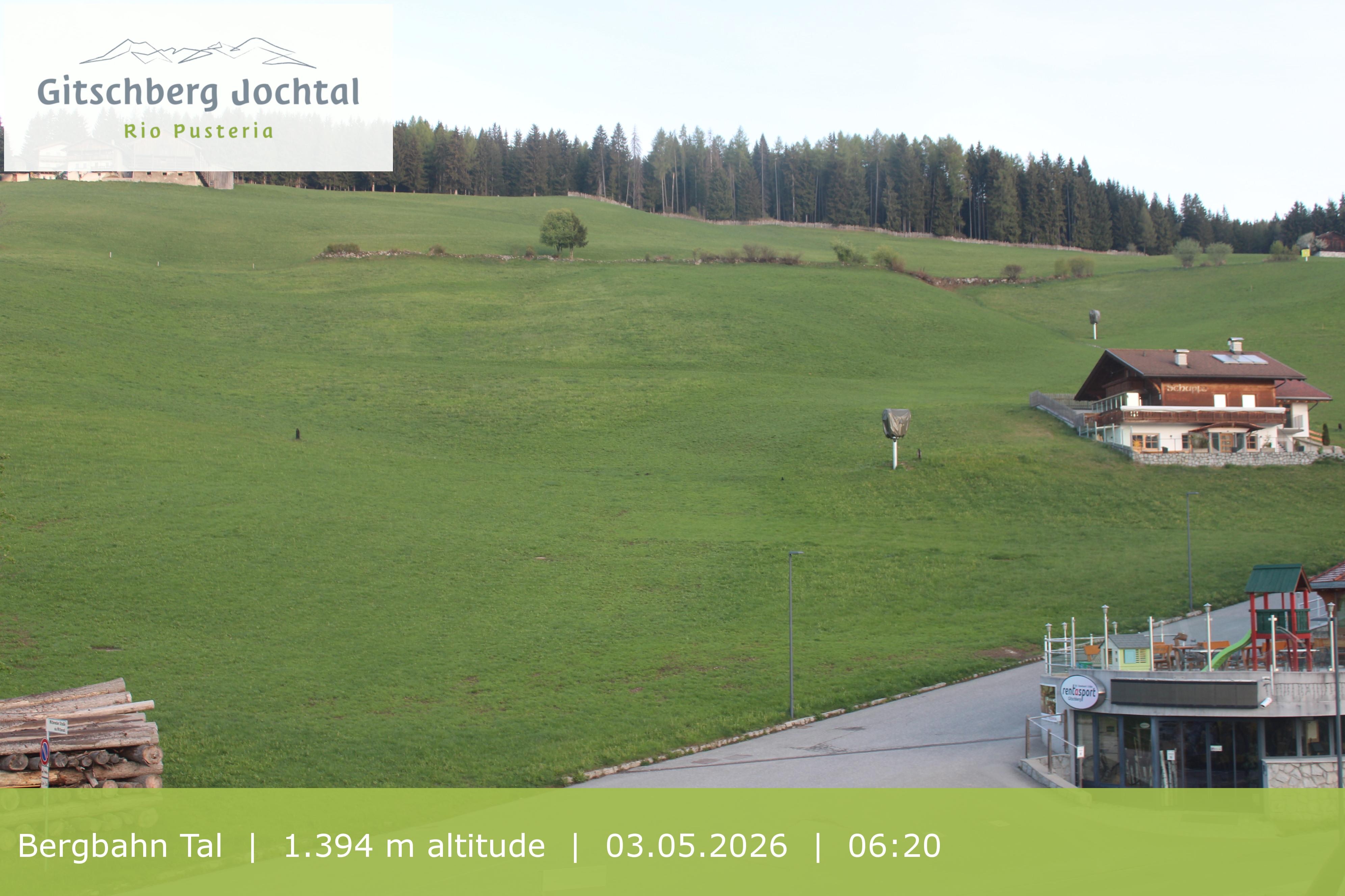 Archived image Webcam View of Base Station Meransen in South Tyrol