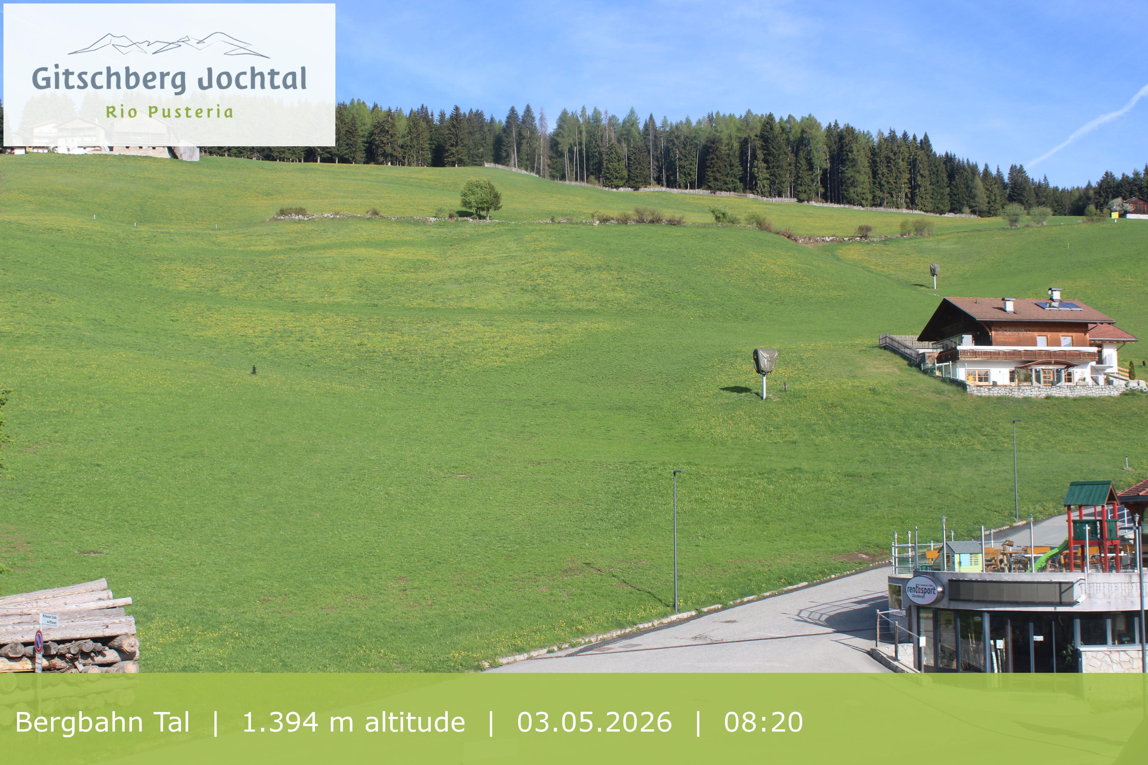 Archived image Webcam View of Base Station Meransen in South Tyrol
