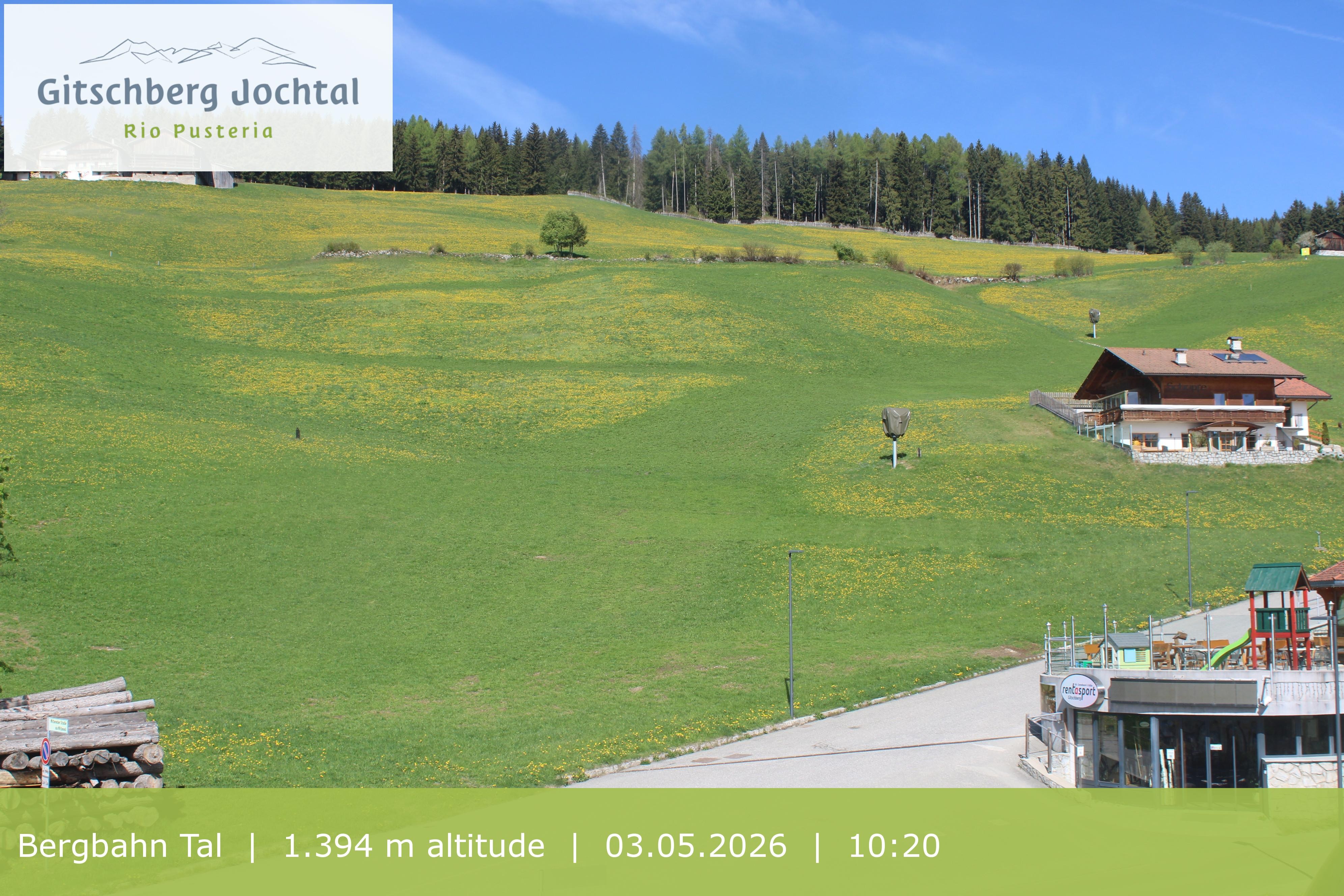 Archived image Webcam View of Base Station Meransen in South Tyrol