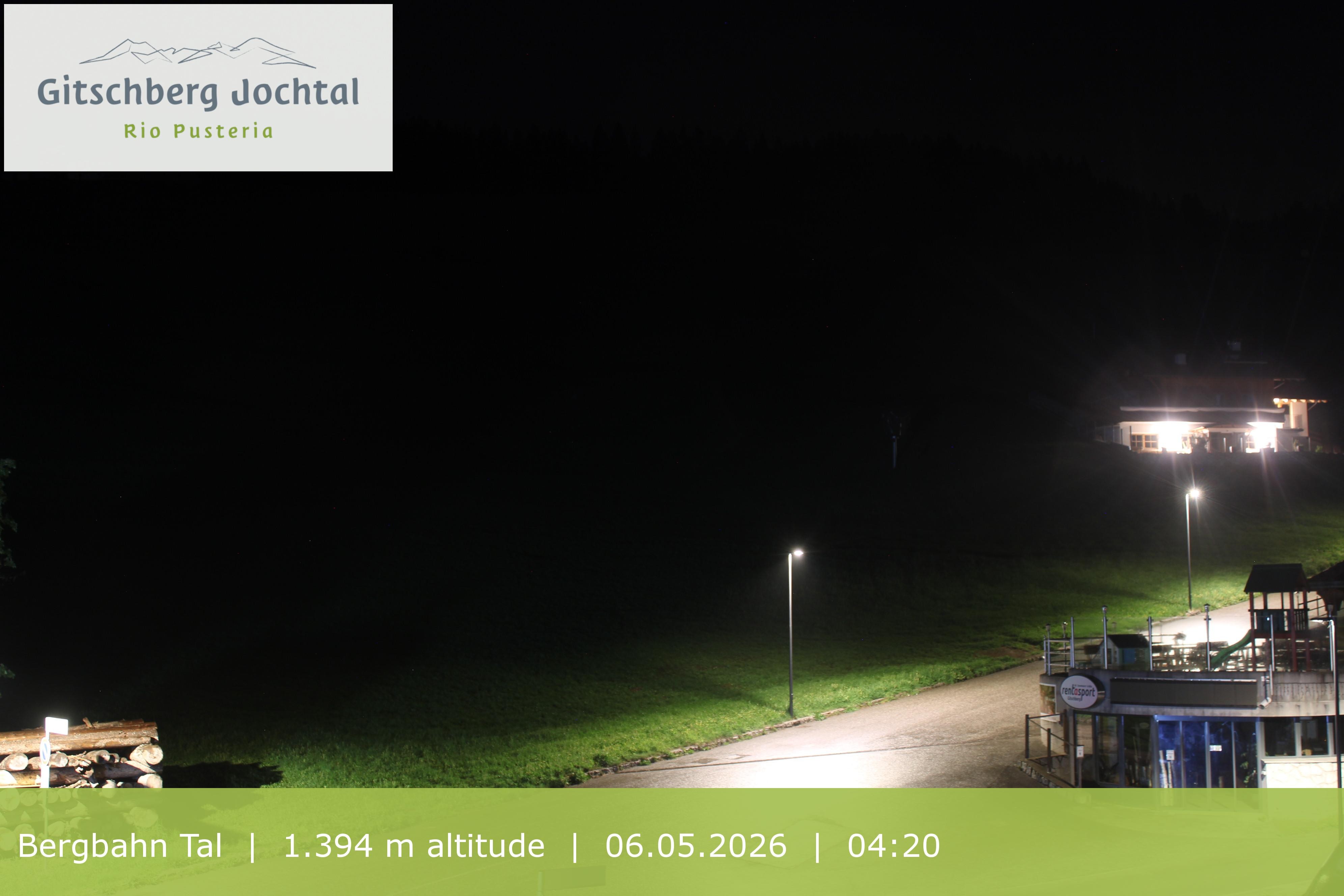 Archiv Foto Webcam Sicht auf die Talstation Meransen in Südtirol