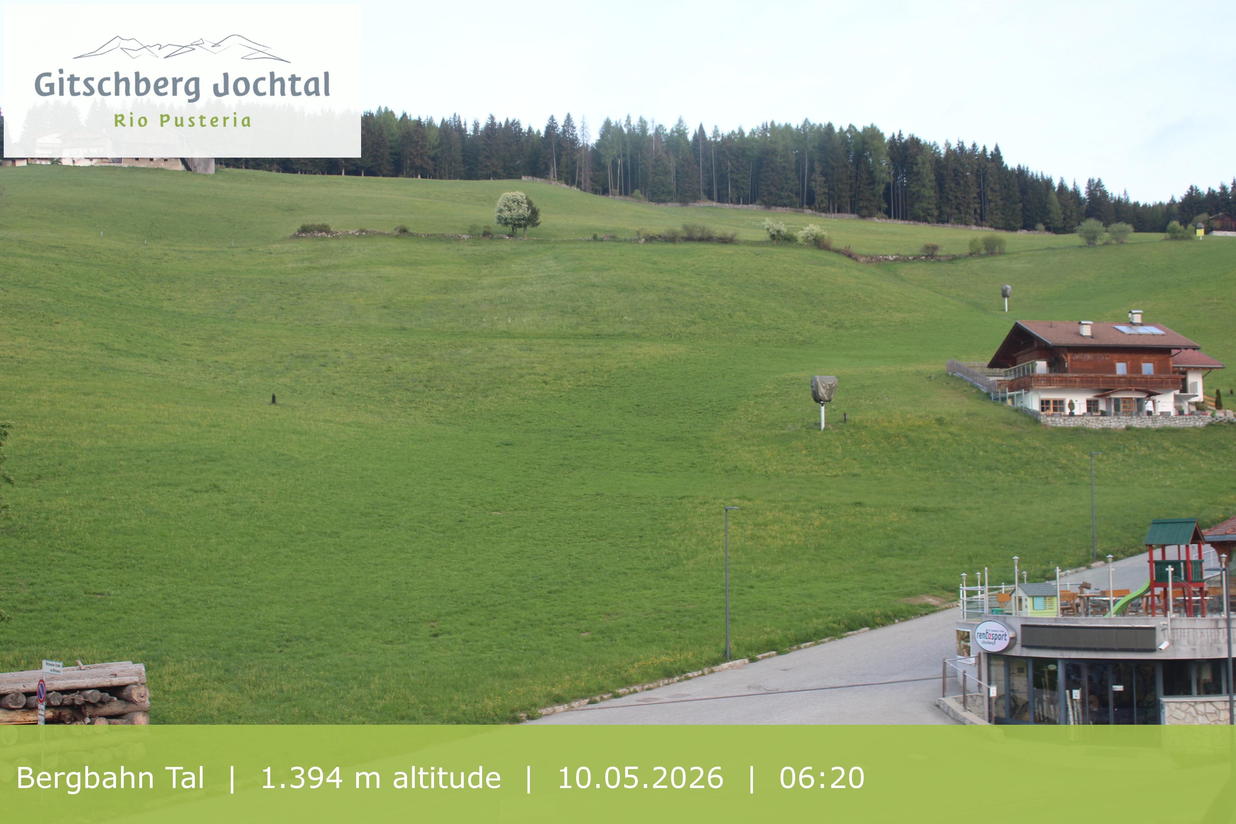 Archived image Webcam View of Base Station Meransen in South Tyrol