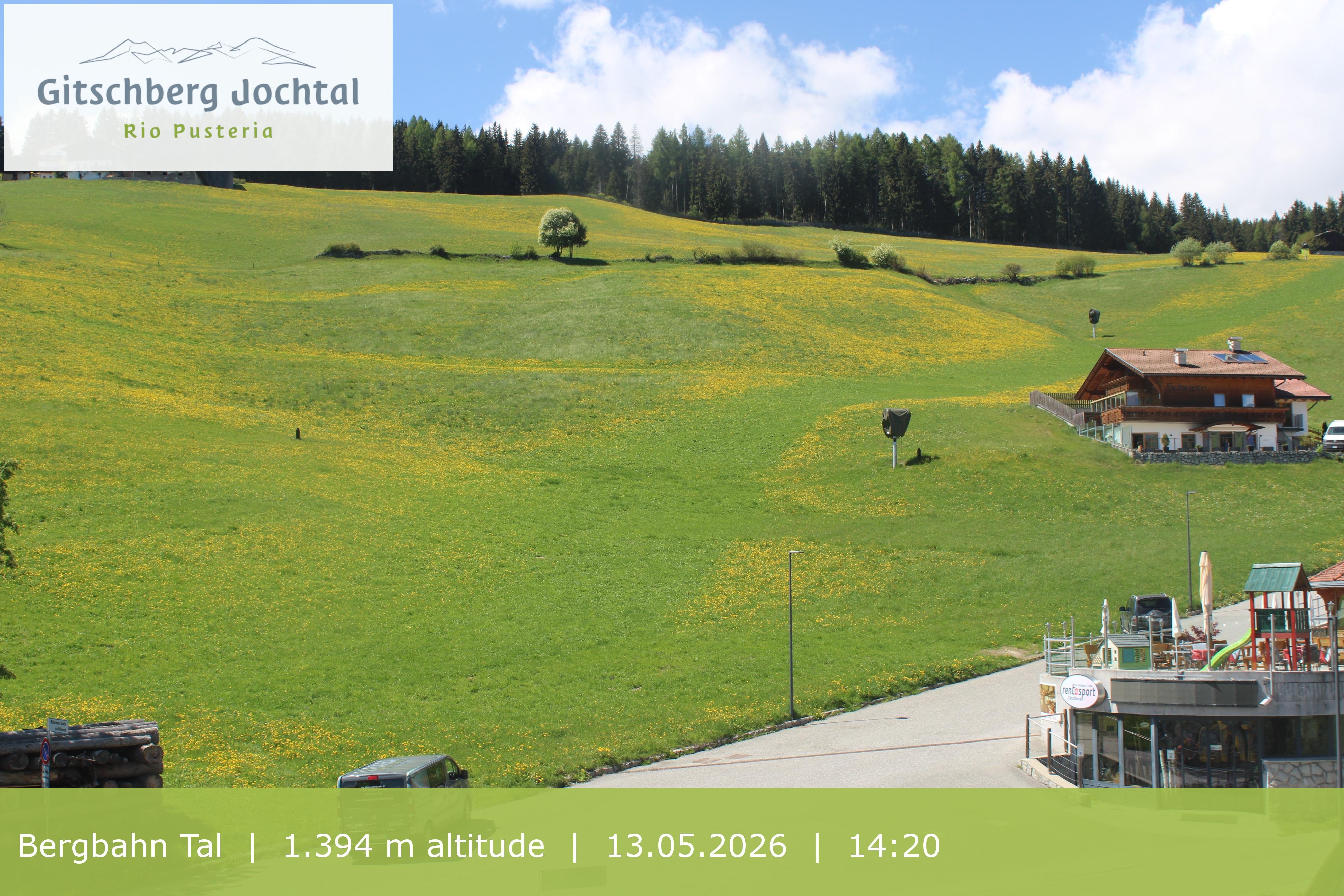 Archived image Webcam View of Base Station Meransen in South Tyrol