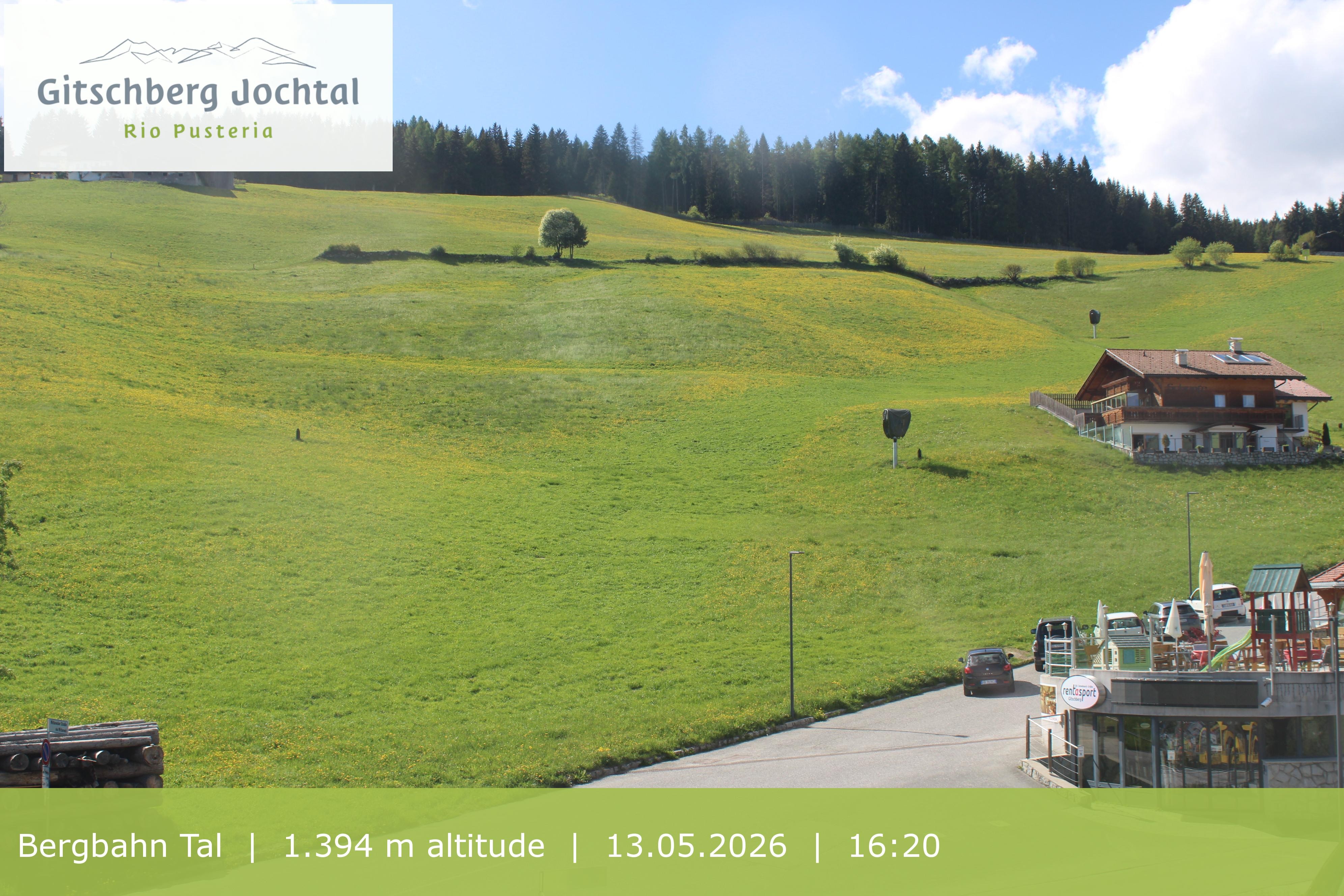 Archived image Webcam View of Base Station Meransen in South Tyrol