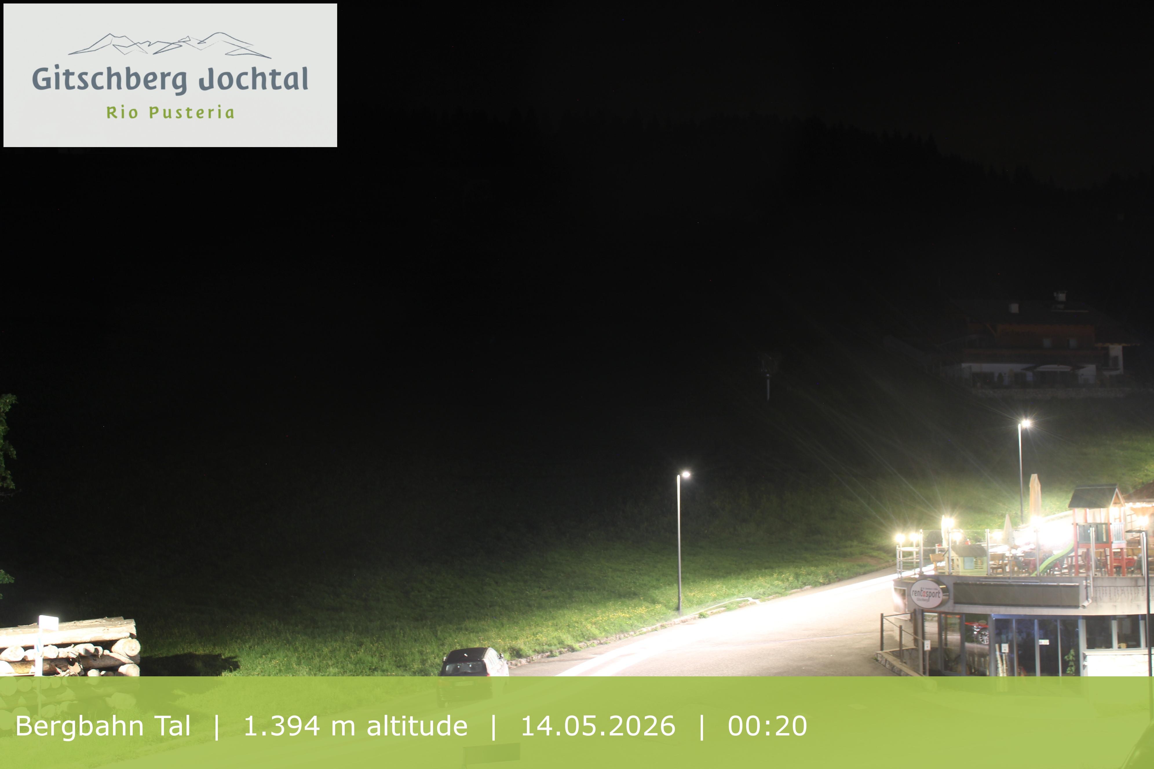 Archiv Foto Webcam Sicht auf die Talstation Meransen in Südtirol