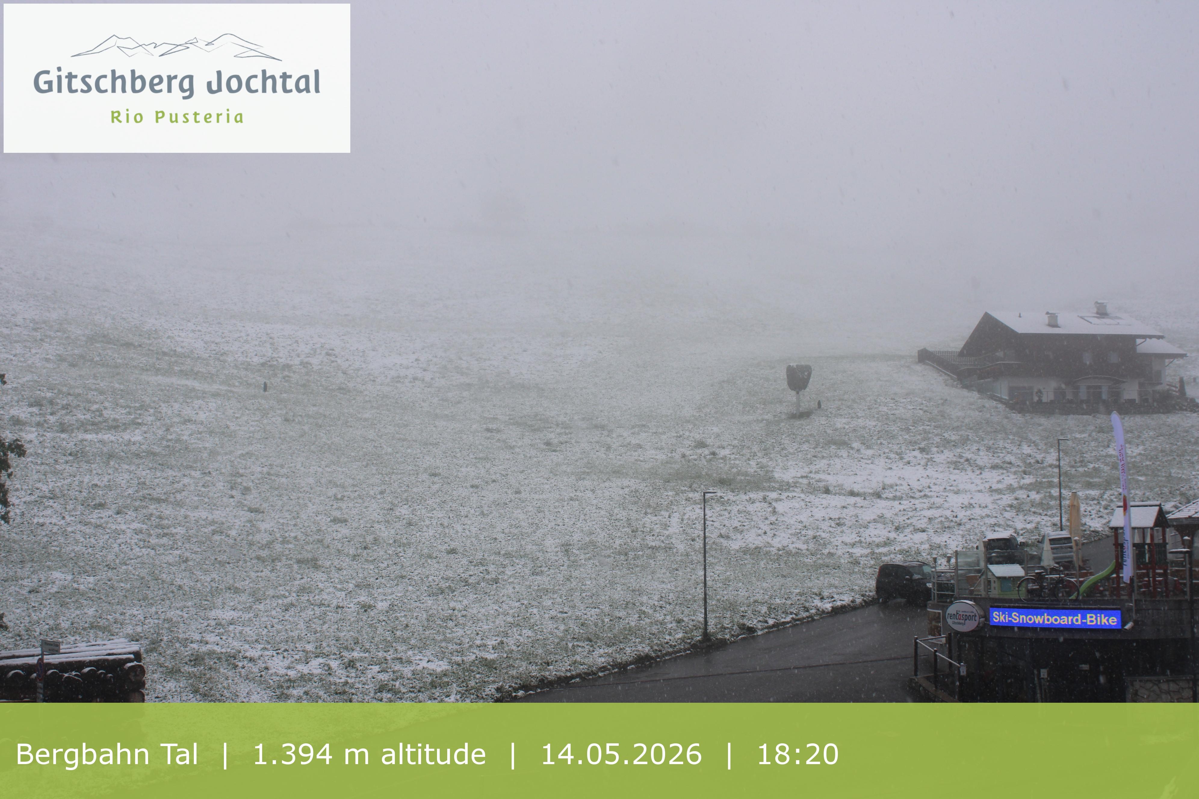 Archived image Webcam View of Base Station Meransen in South Tyrol