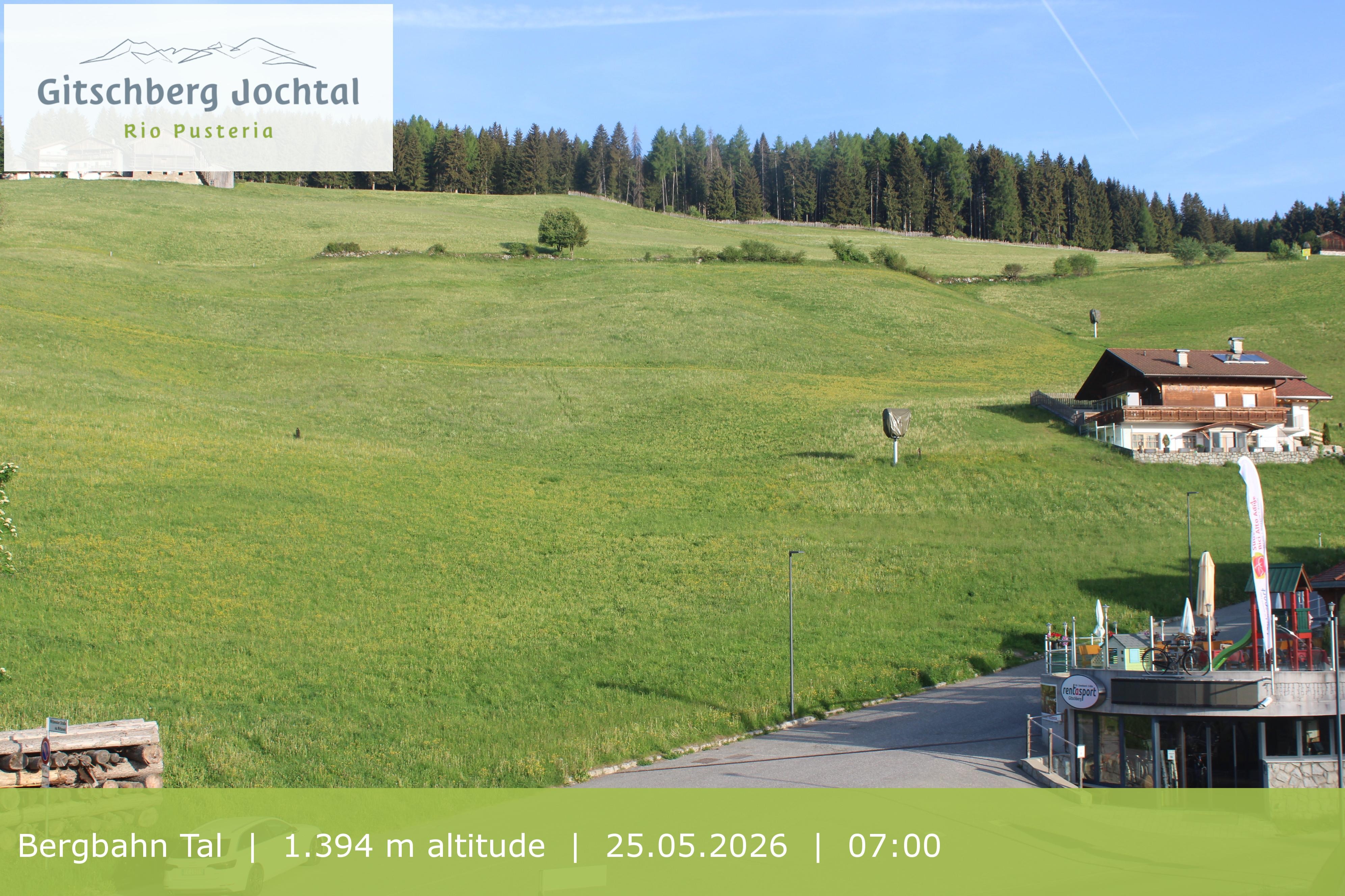 Archived image Webcam View of Base Station Meransen in South Tyrol