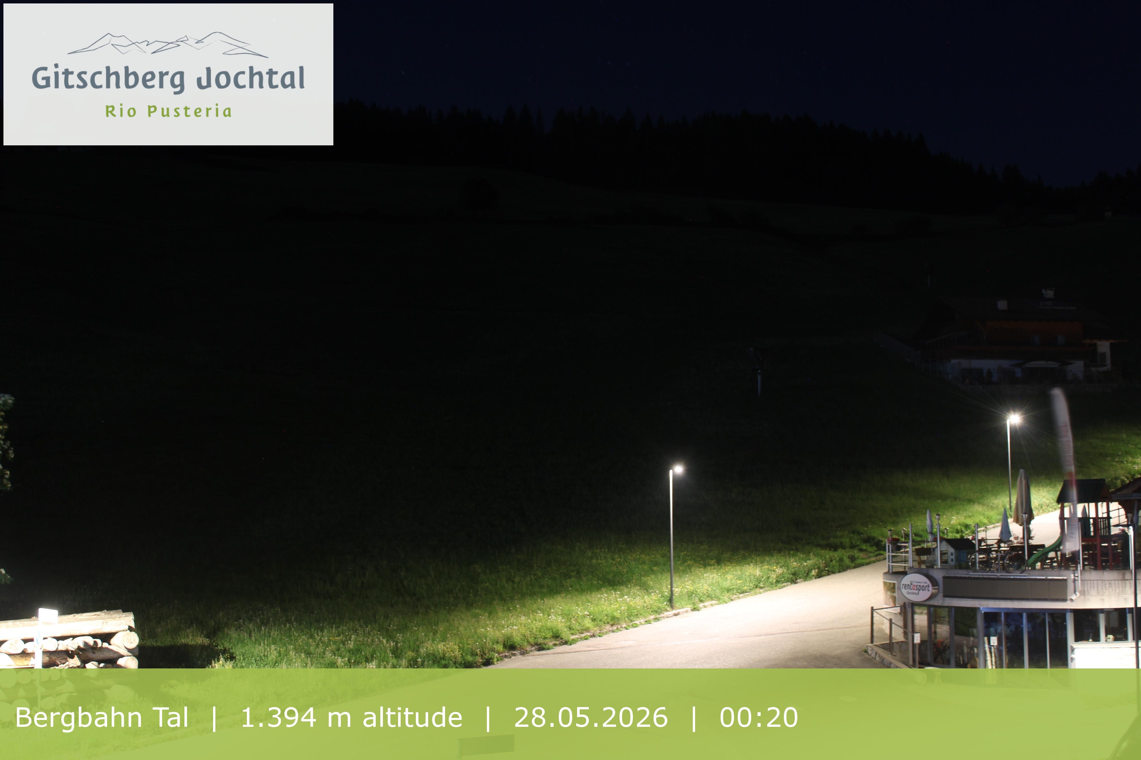 Archiv Foto Webcam Sicht auf die Talstation Meransen in Südtirol