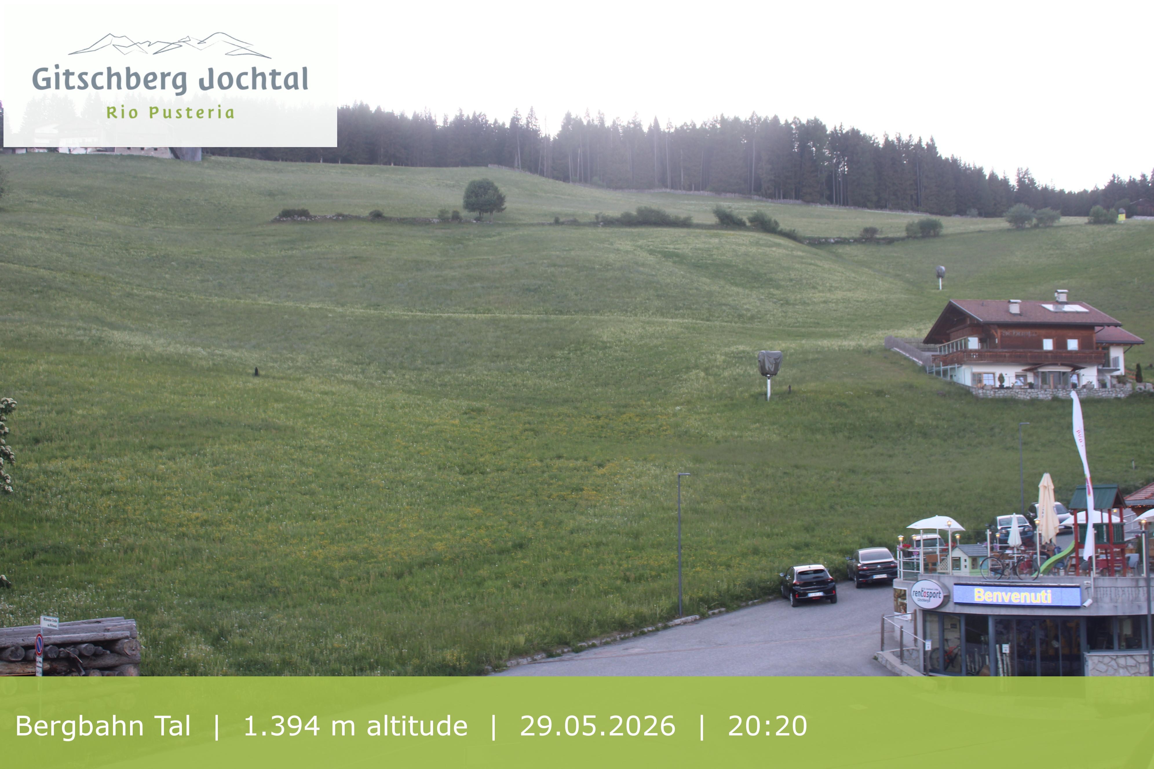 Archived image Webcam View of Base Station Meransen in South Tyrol