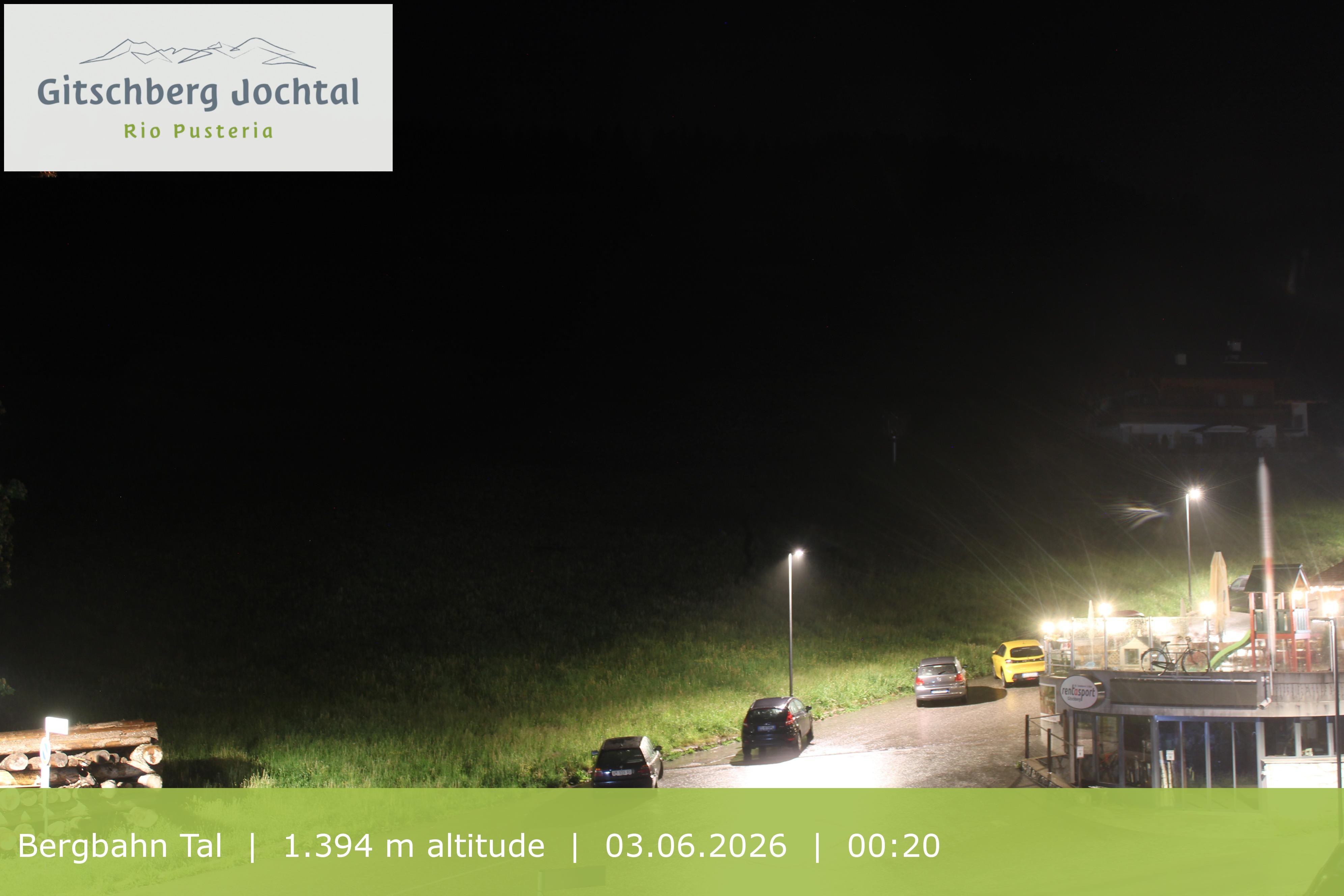 Archiv Foto Webcam Sicht auf die Talstation Meransen in Südtirol