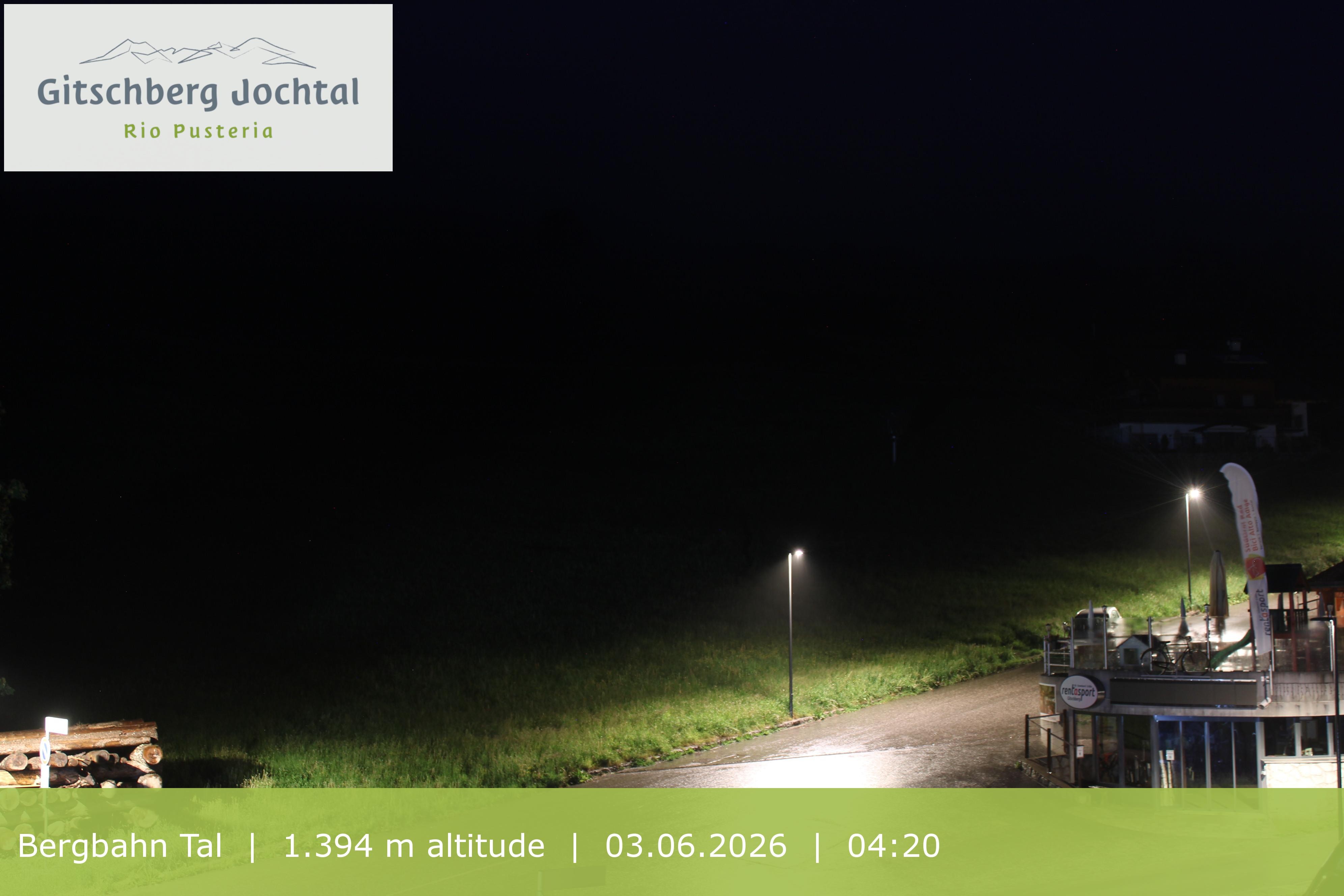 Archiv Foto Webcam Sicht auf die Talstation Meransen in Südtirol