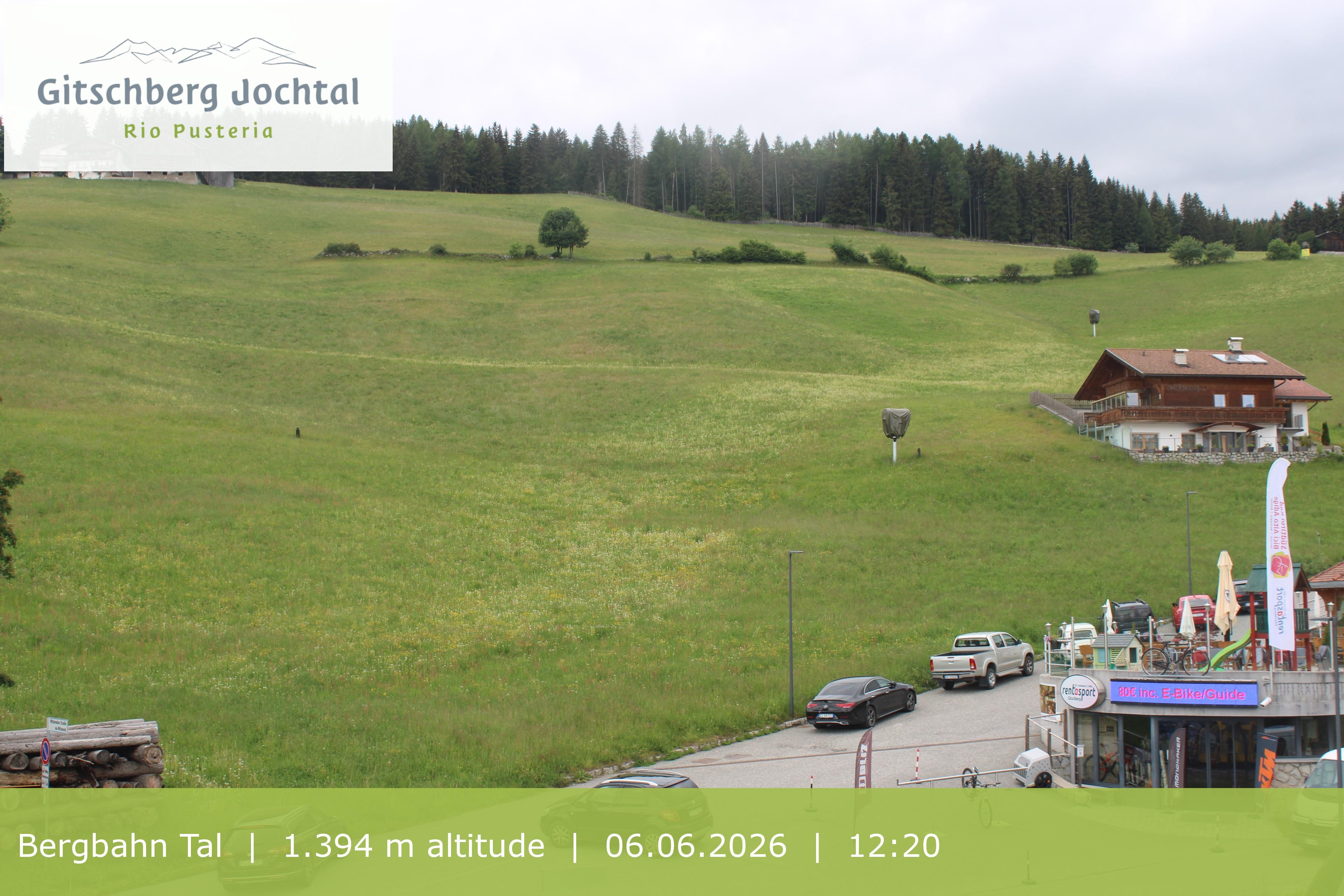 Archived image Webcam View of Base Station Meransen in South Tyrol