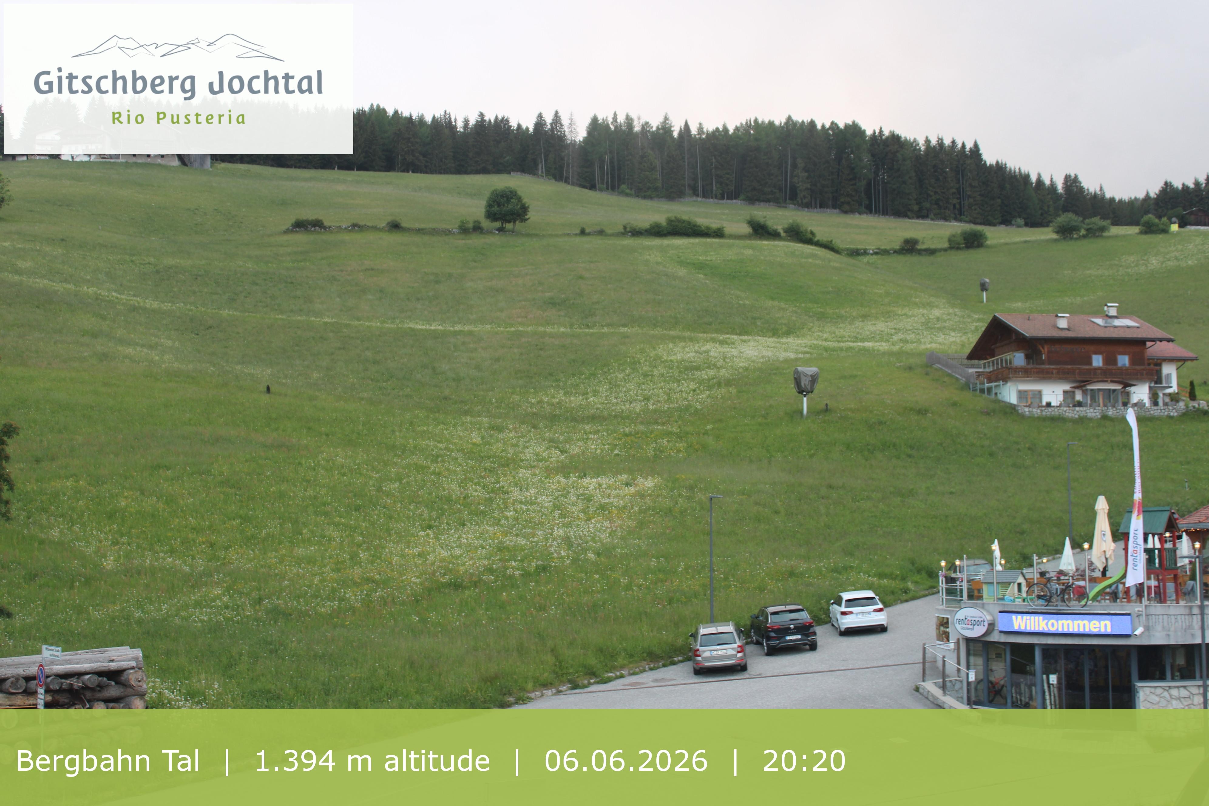 Archived image Webcam View of Base Station Meransen in South Tyrol