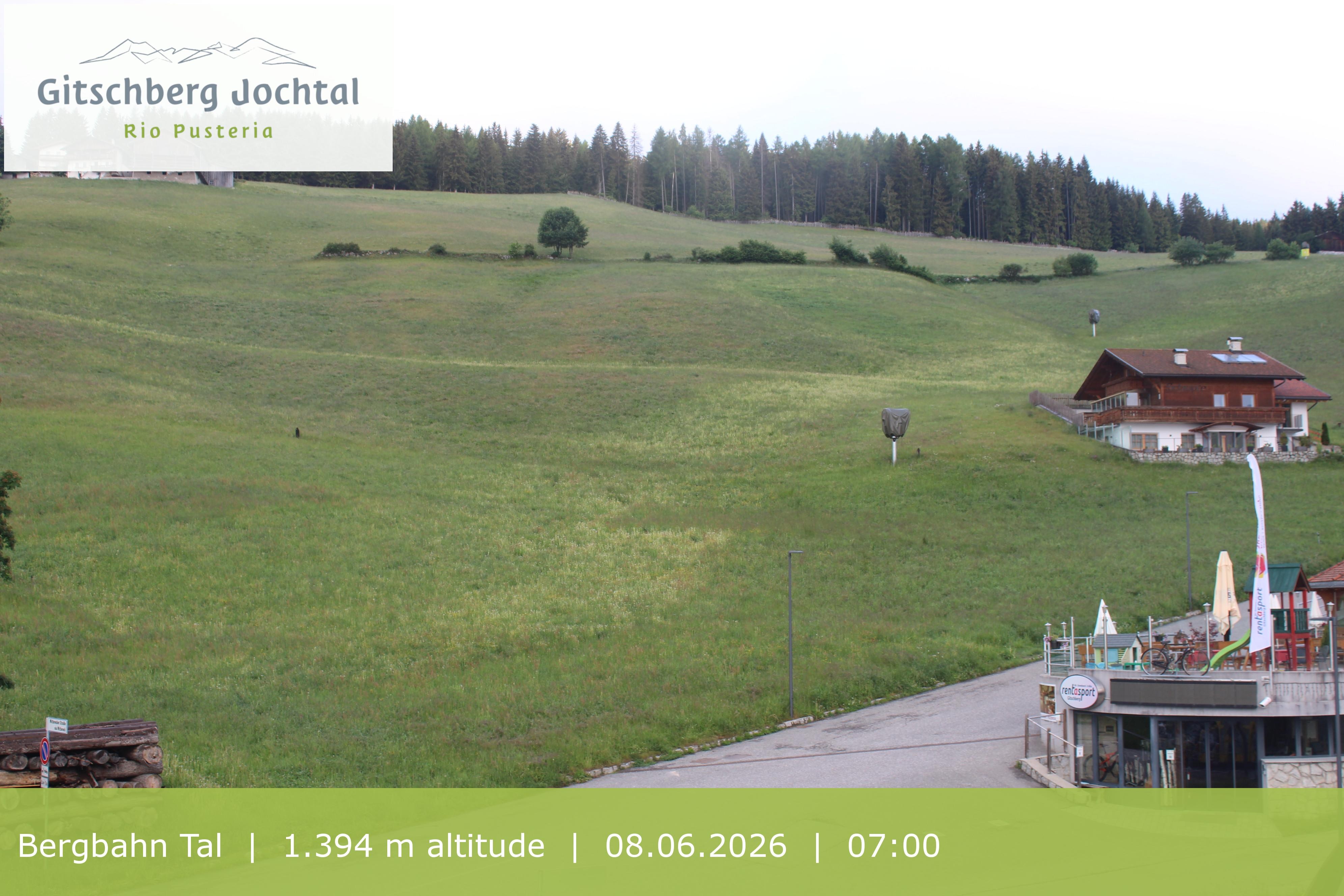 Archived image Webcam View of Base Station Meransen in South Tyrol