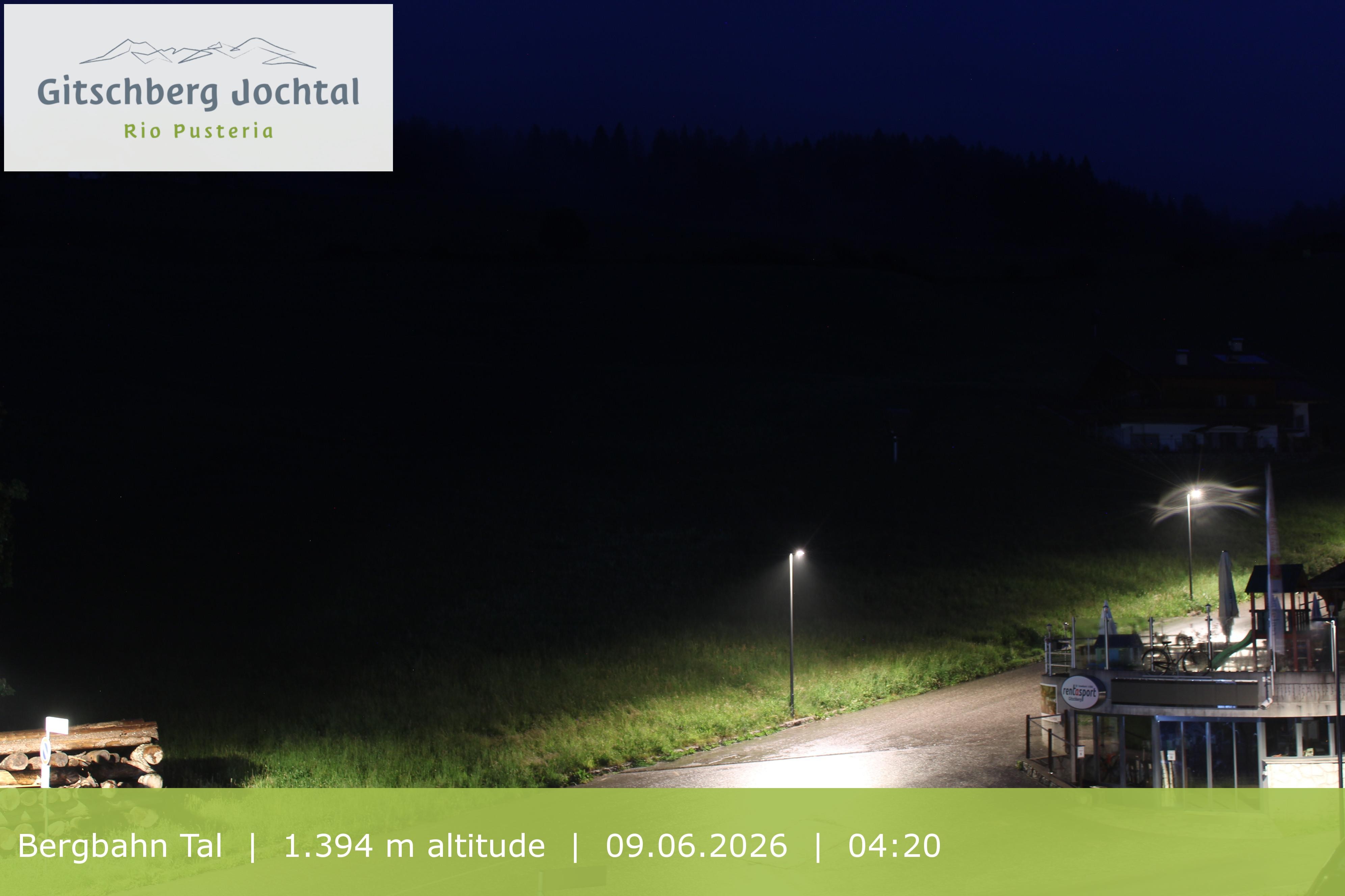 Archiv Foto Webcam Sicht auf die Talstation Meransen in Südtirol