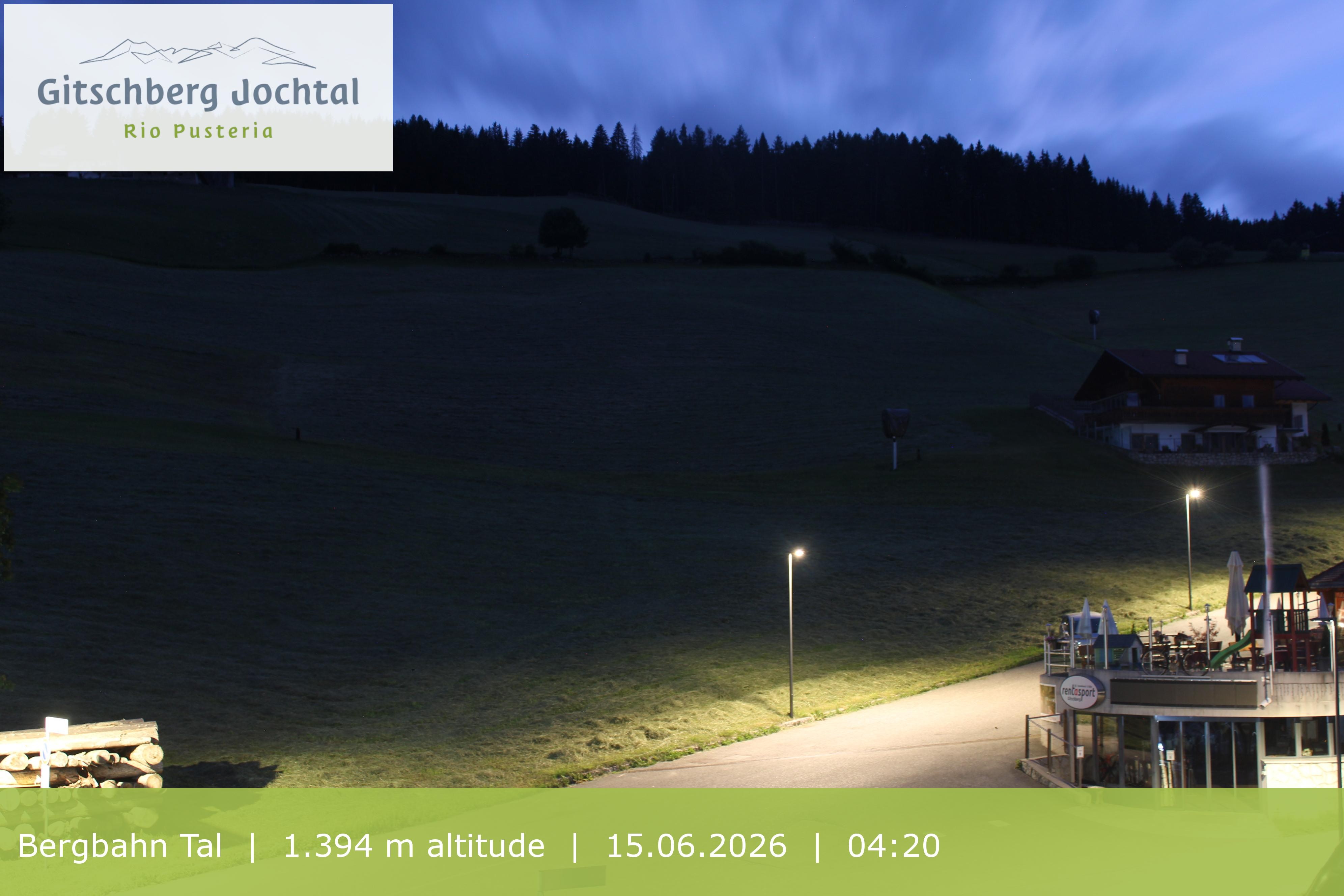 Archived image Webcam View of Base Station Meransen in South Tyrol