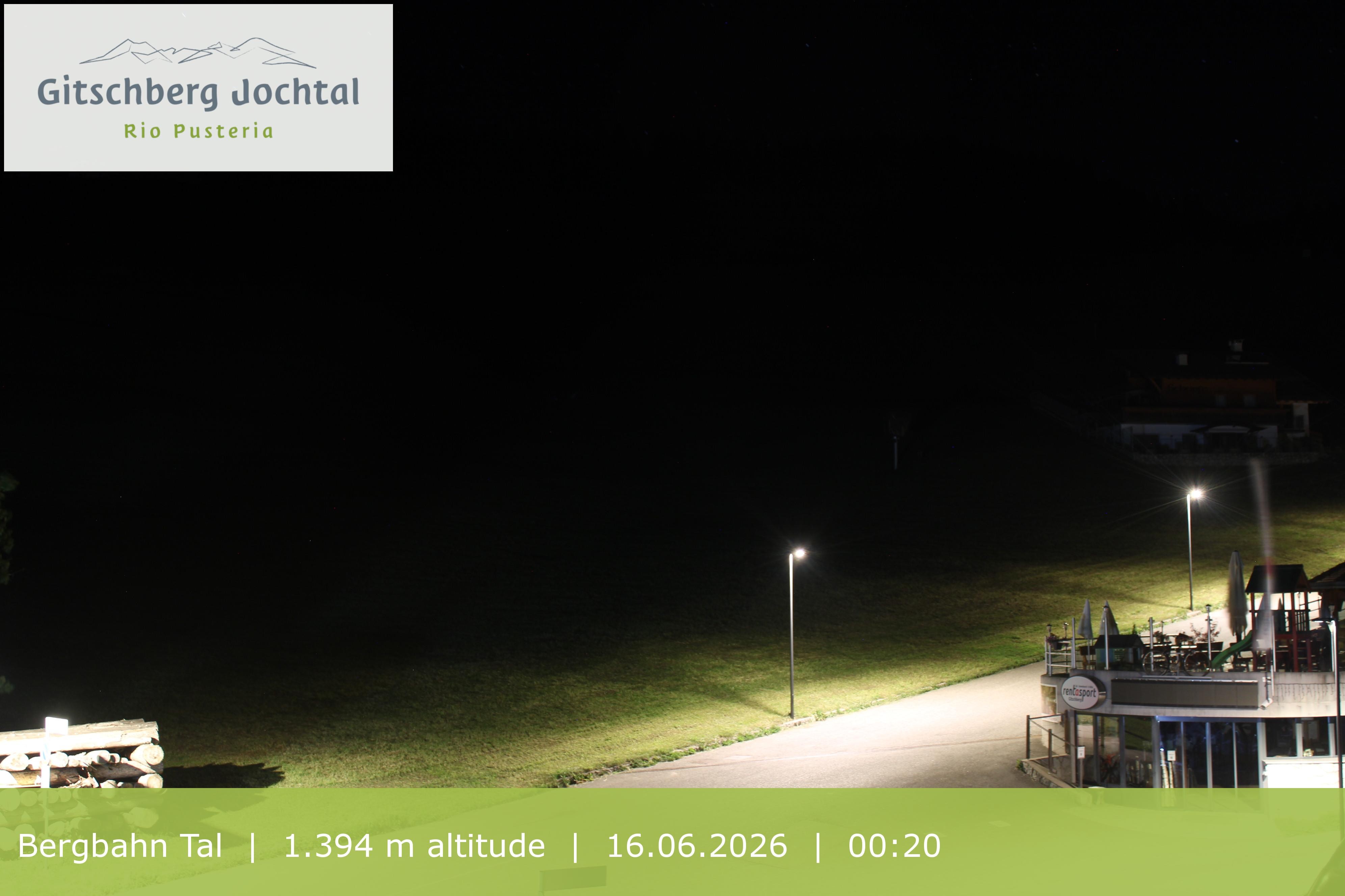 Archiv Foto Webcam Sicht auf die Talstation Meransen in Südtirol