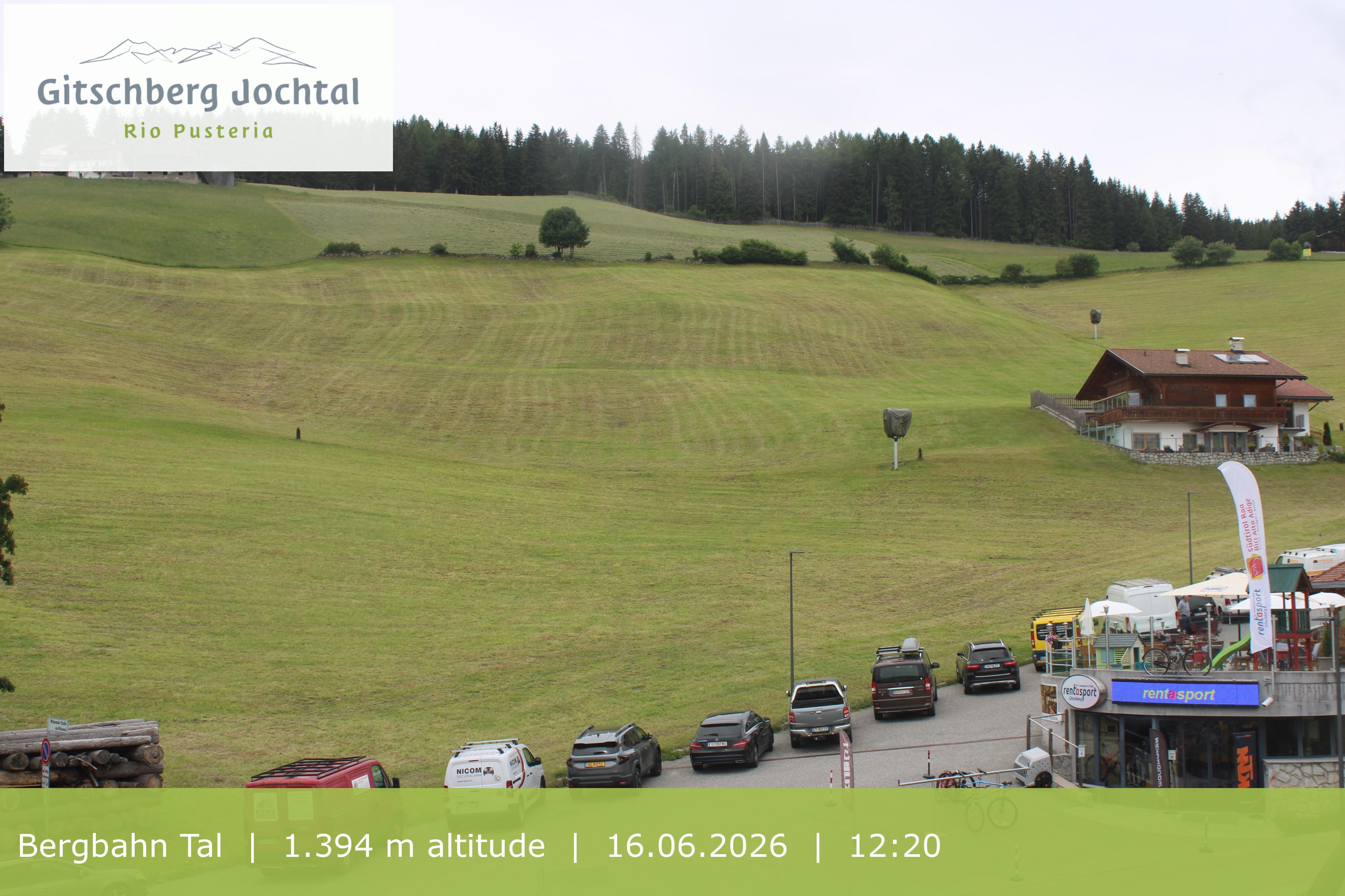 Archived image Webcam View of Base Station Meransen in South Tyrol