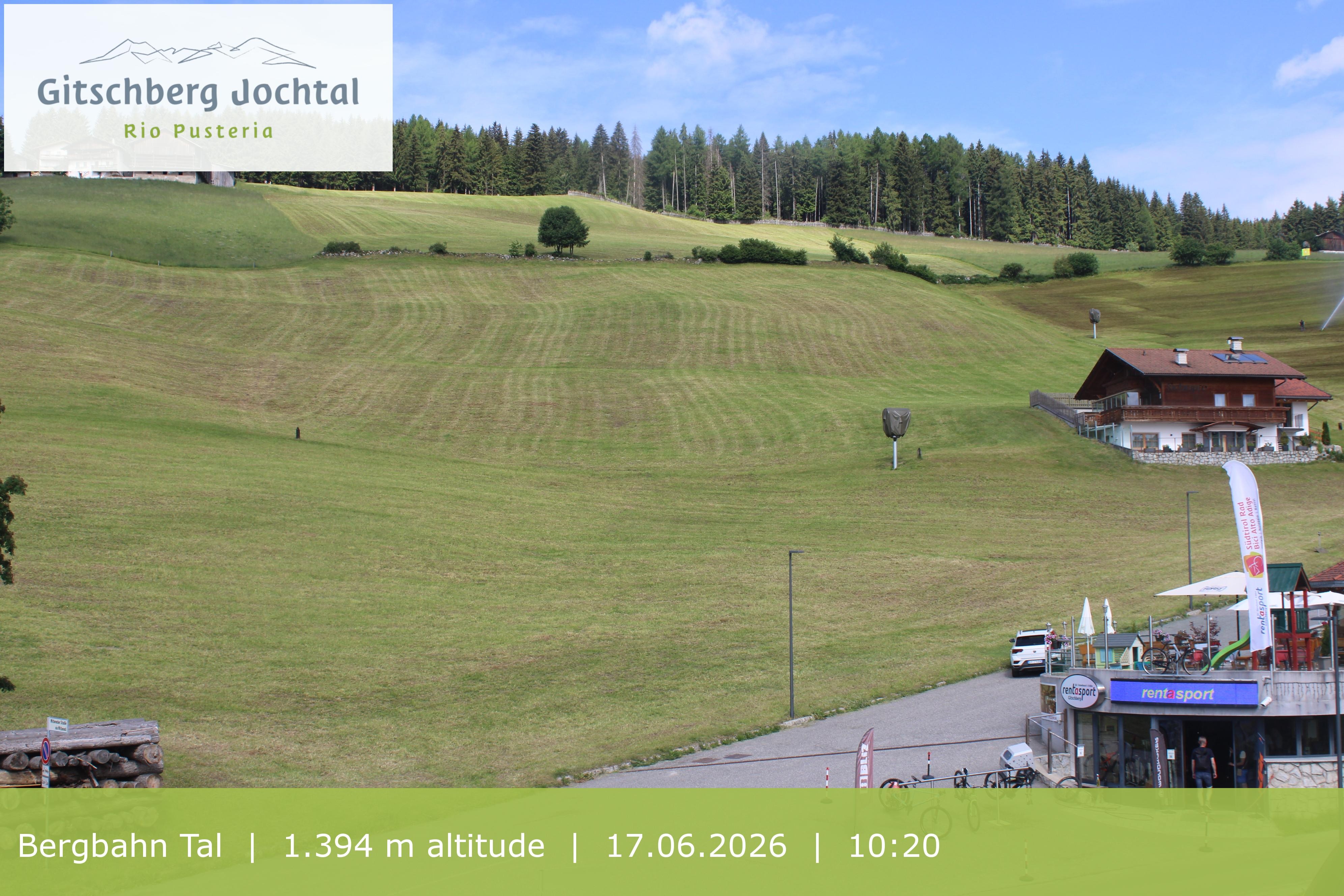 Archived image Webcam View of Base Station Meransen in South Tyrol
