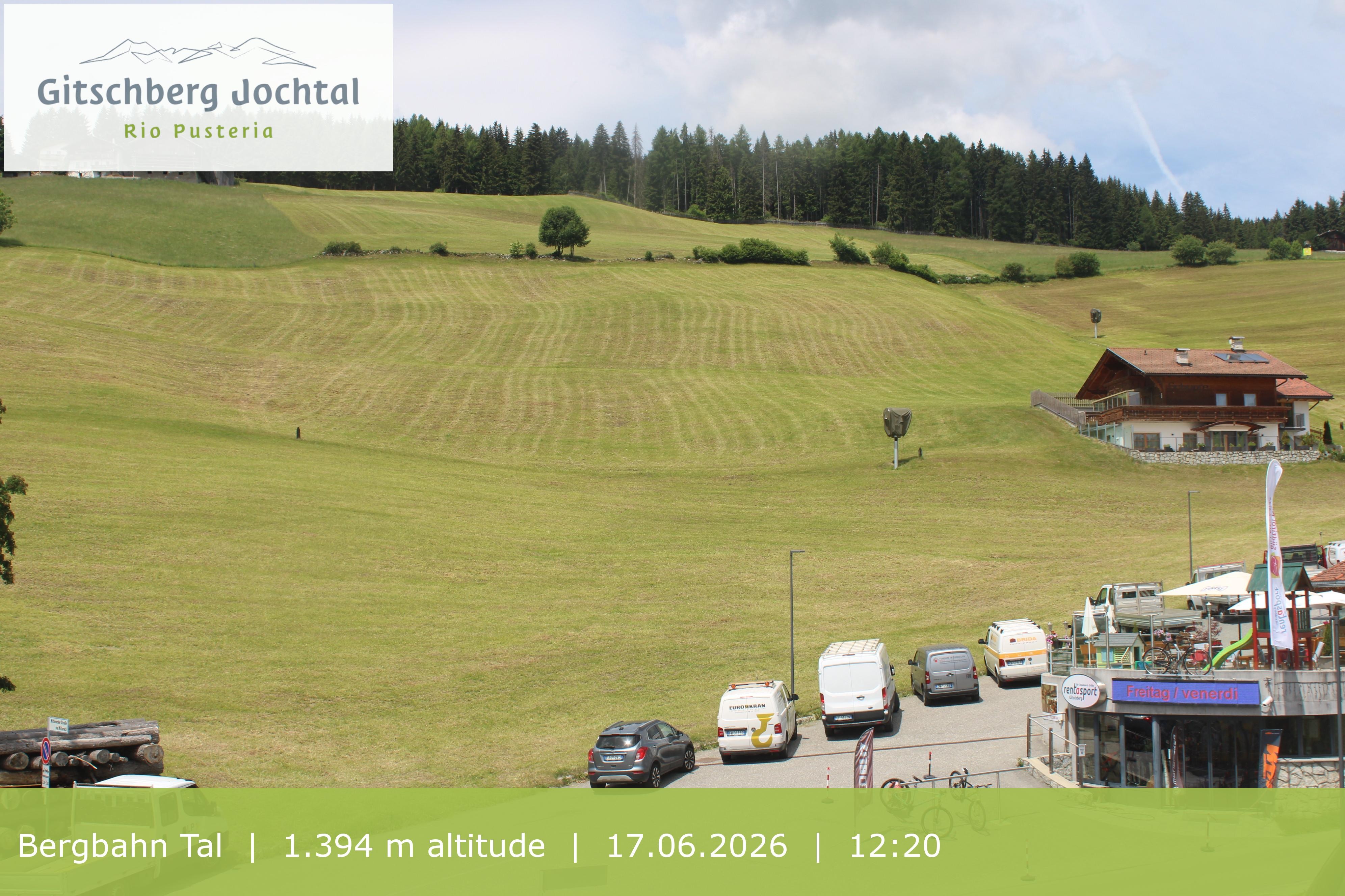 Archived image Webcam View of Base Station Meransen in South Tyrol