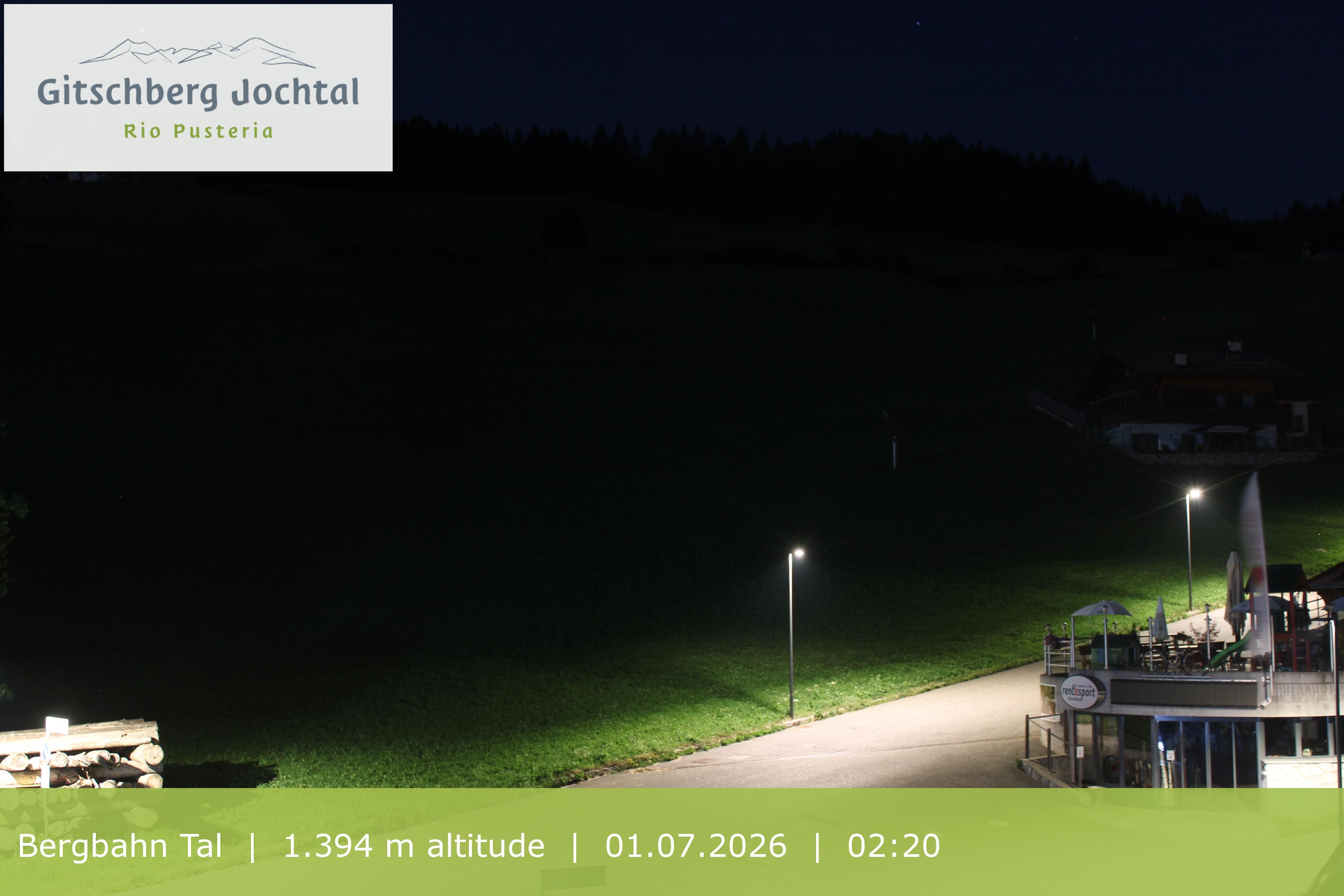 Archiv Foto Webcam Sicht auf die Talstation Meransen in Südtirol