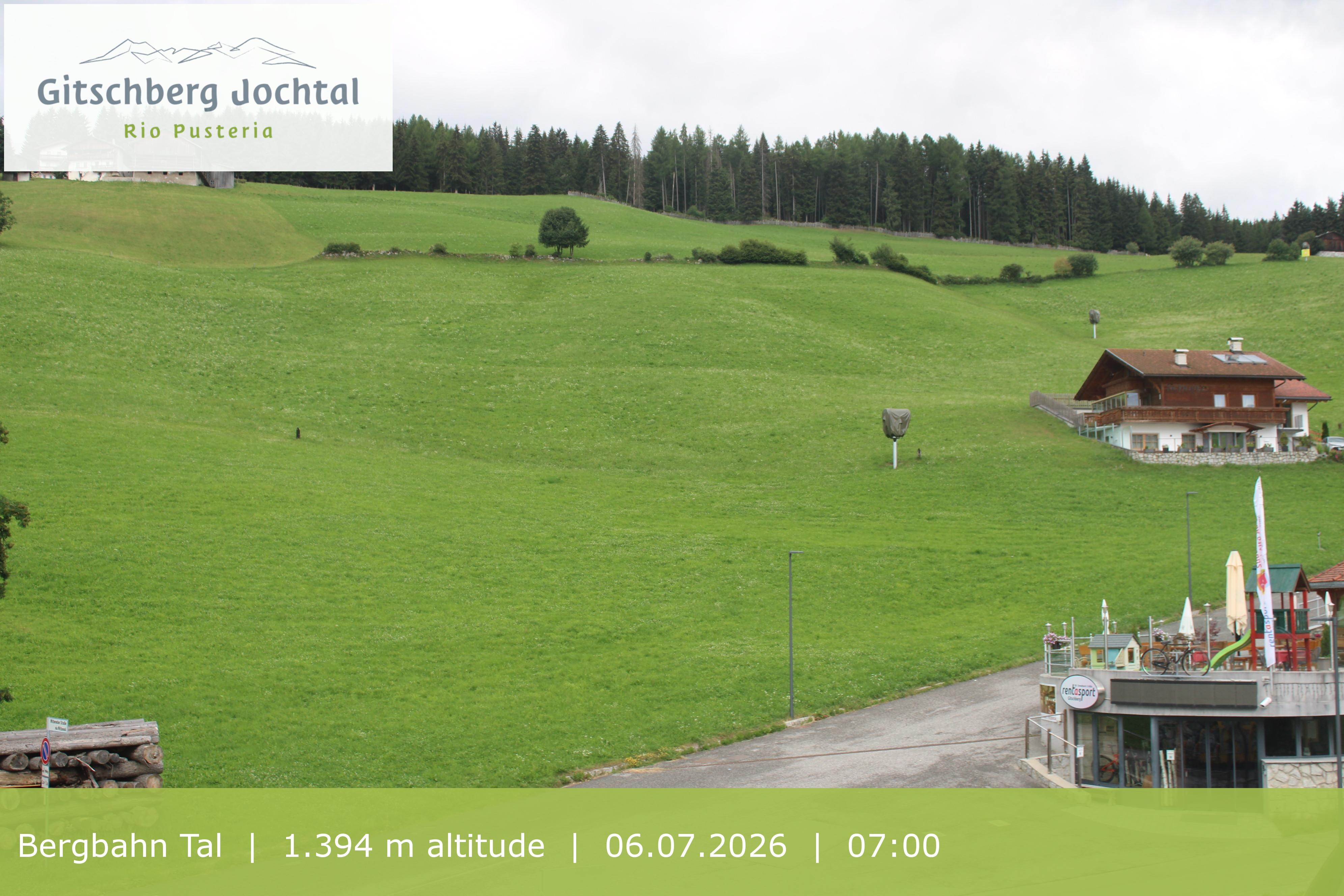 Archived image Webcam View of Base Station Meransen in South Tyrol