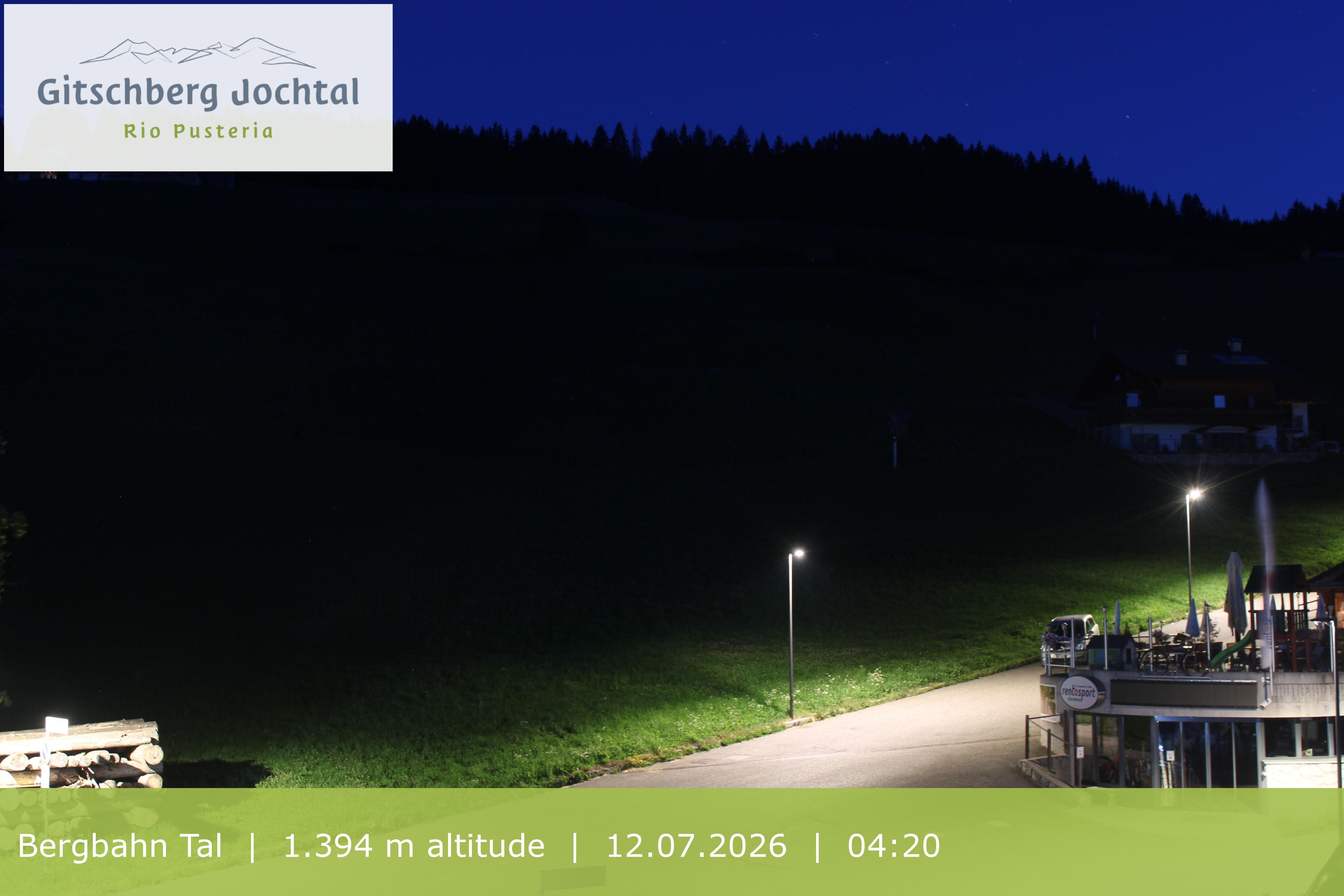 Archiv Foto Webcam Sicht auf die Talstation Meransen in Südtirol