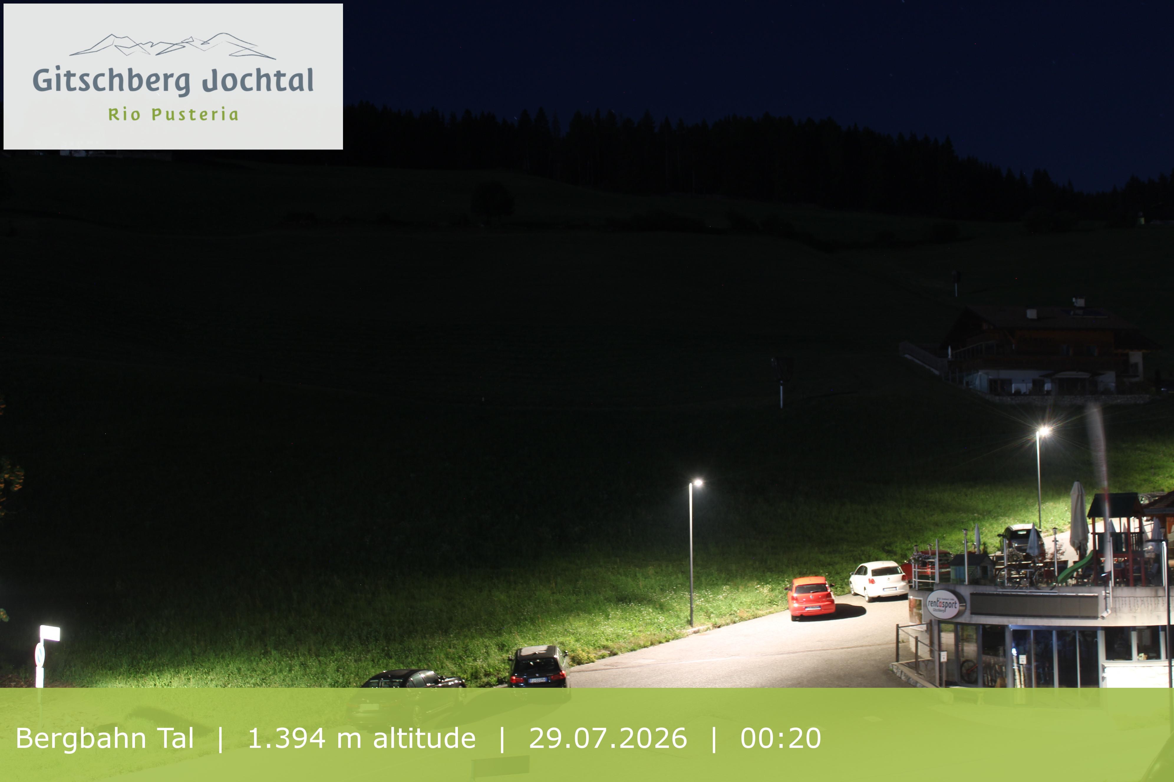 Archiv Foto Webcam Sicht auf die Talstation Meransen in Südtirol