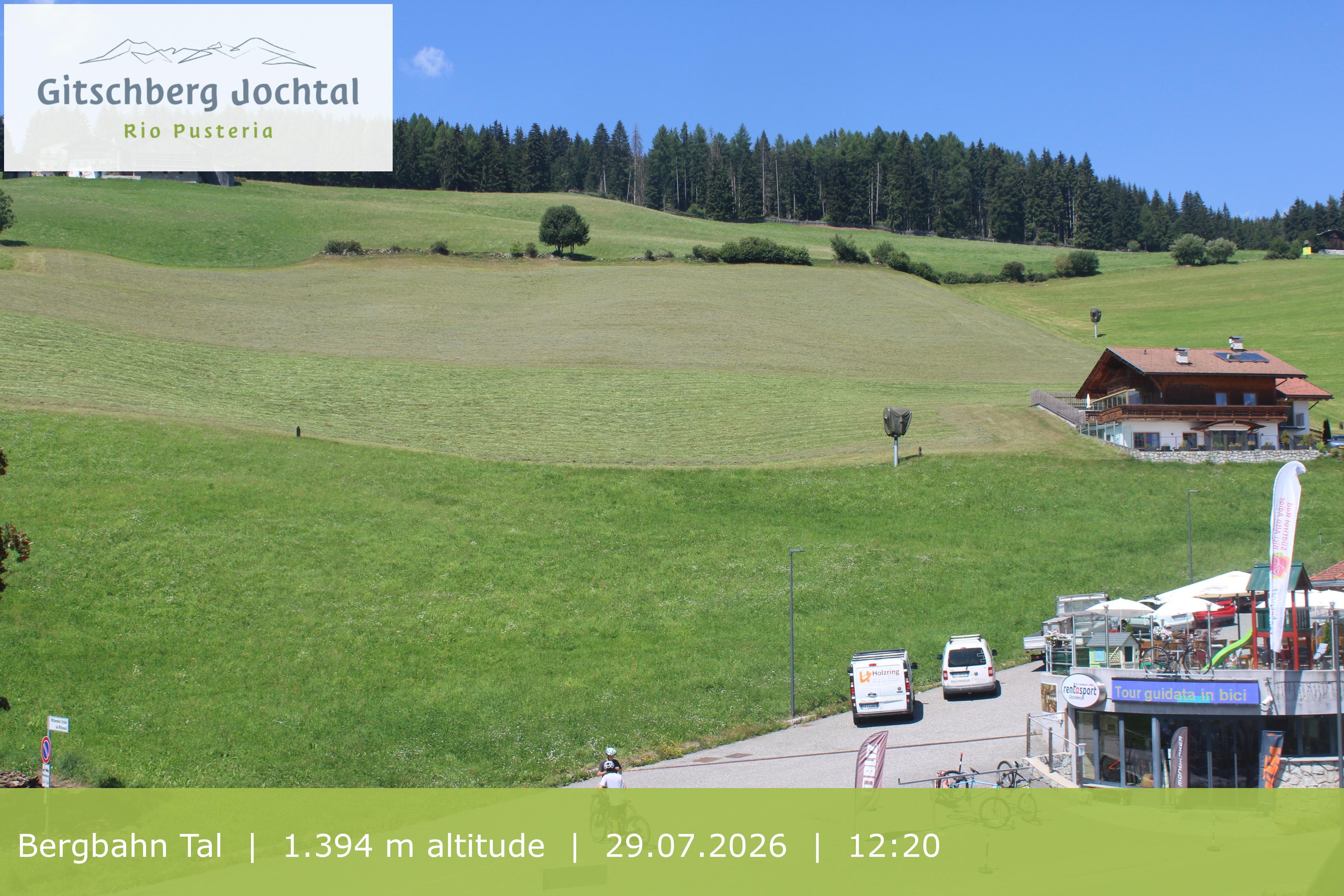 Archived image Webcam View of Base Station Meransen in South Tyrol