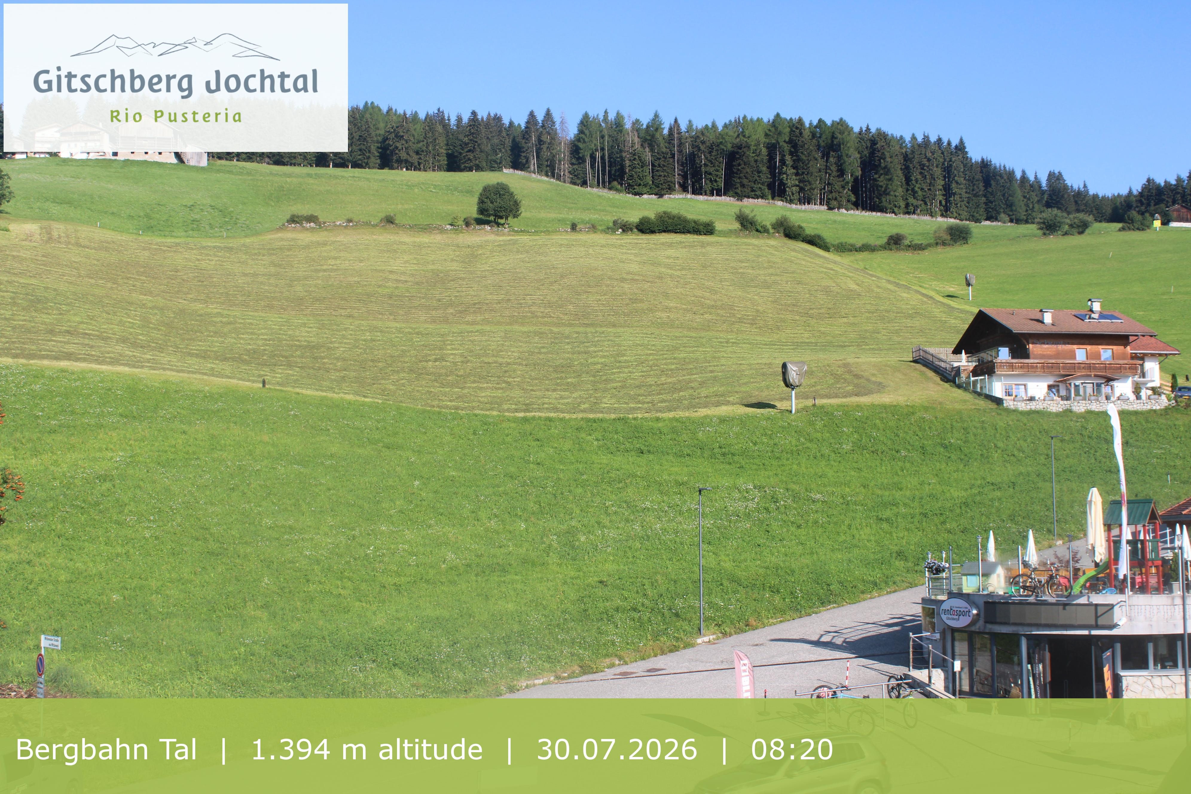 Archived image Webcam View of Base Station Meransen in South Tyrol