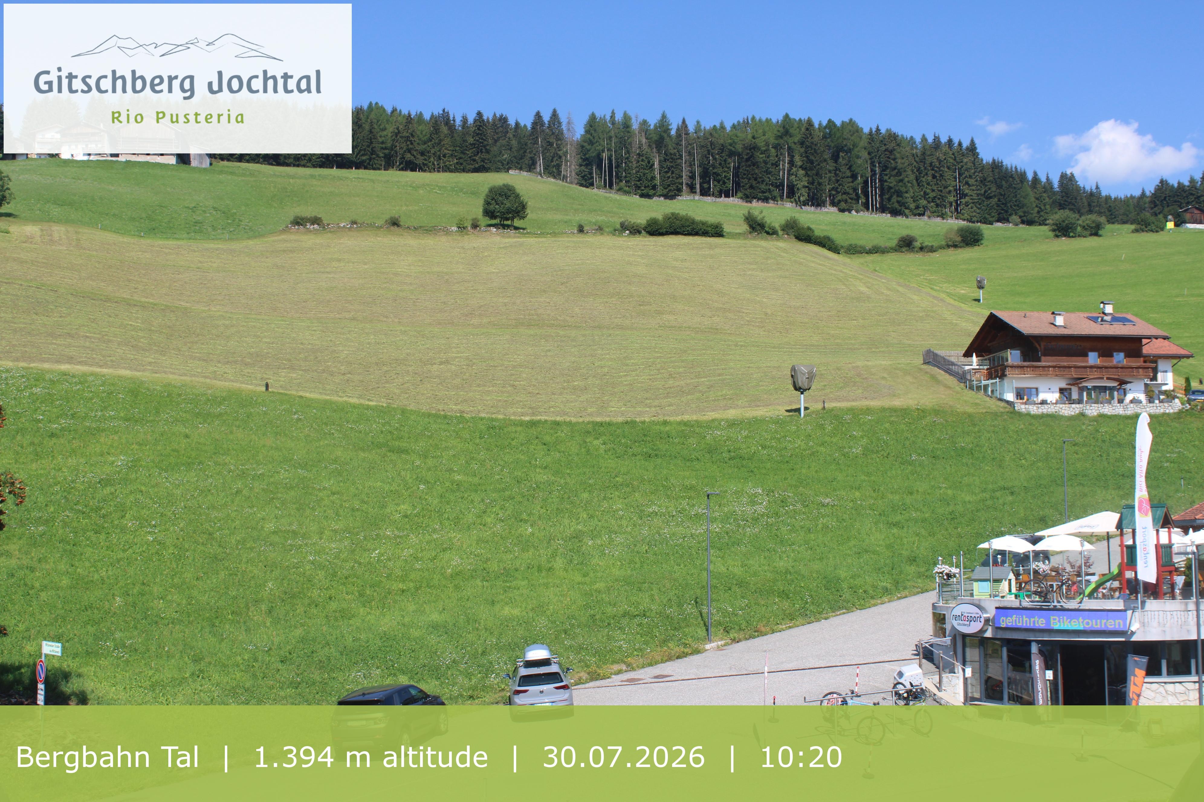 Archived image Webcam View of Base Station Meransen in South Tyrol