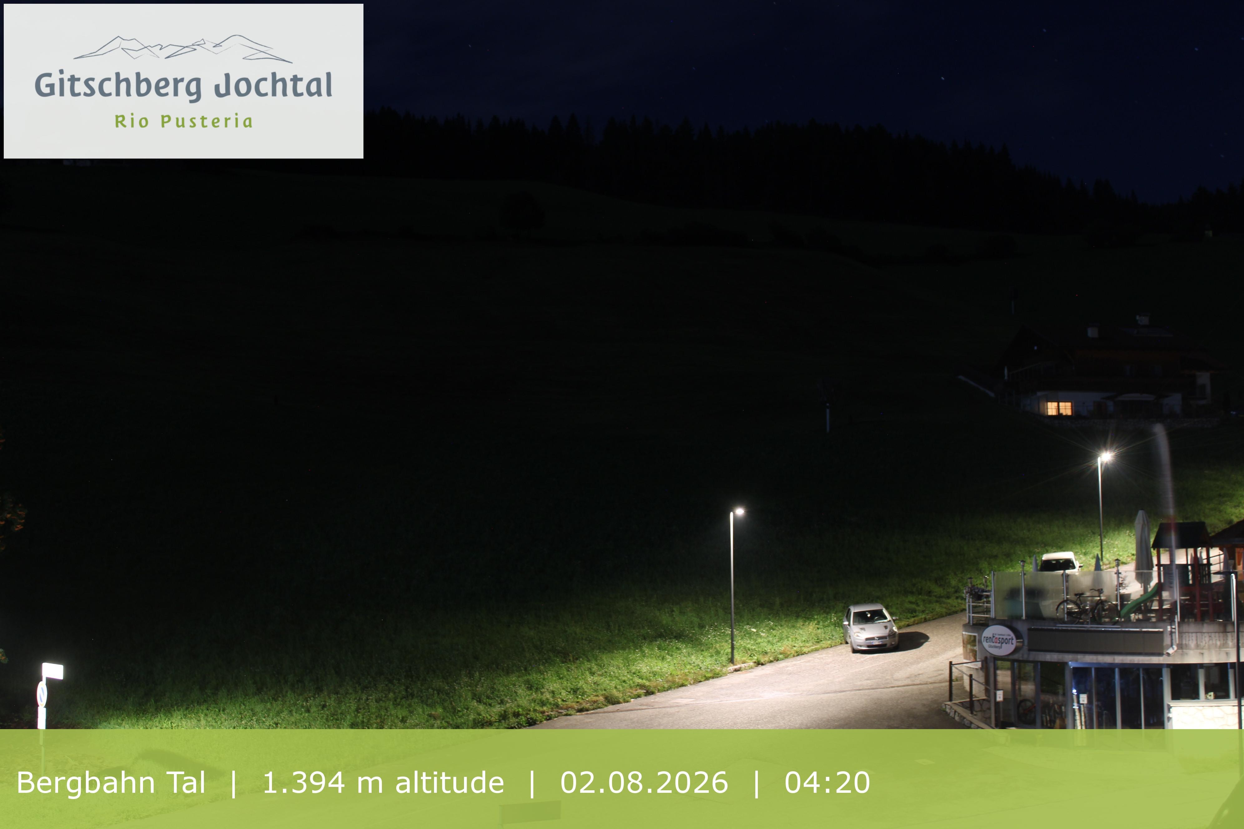 Archiv Foto Webcam Sicht auf die Talstation Meransen in Südtirol
