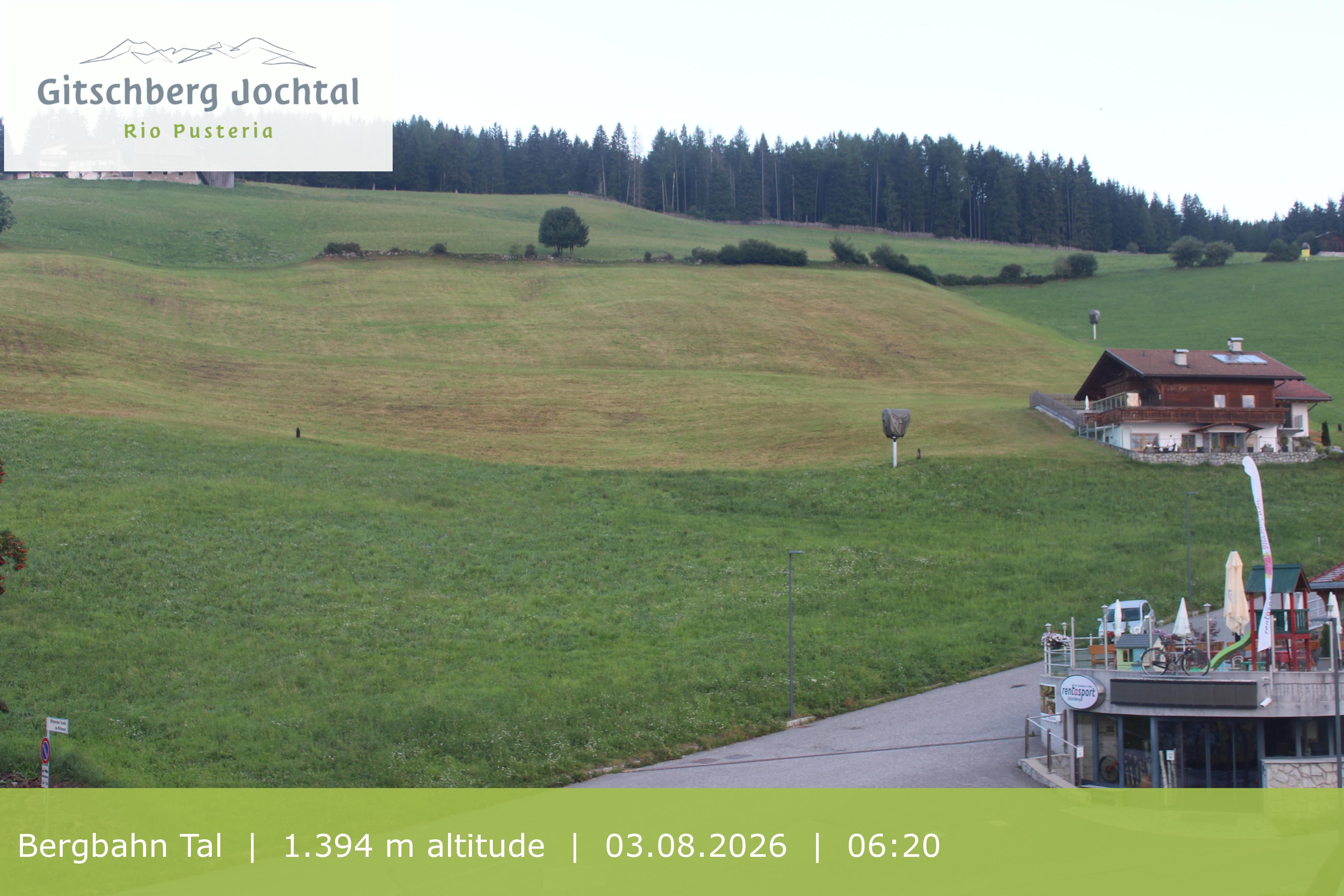 Archived image Webcam View of Base Station Meransen in South Tyrol