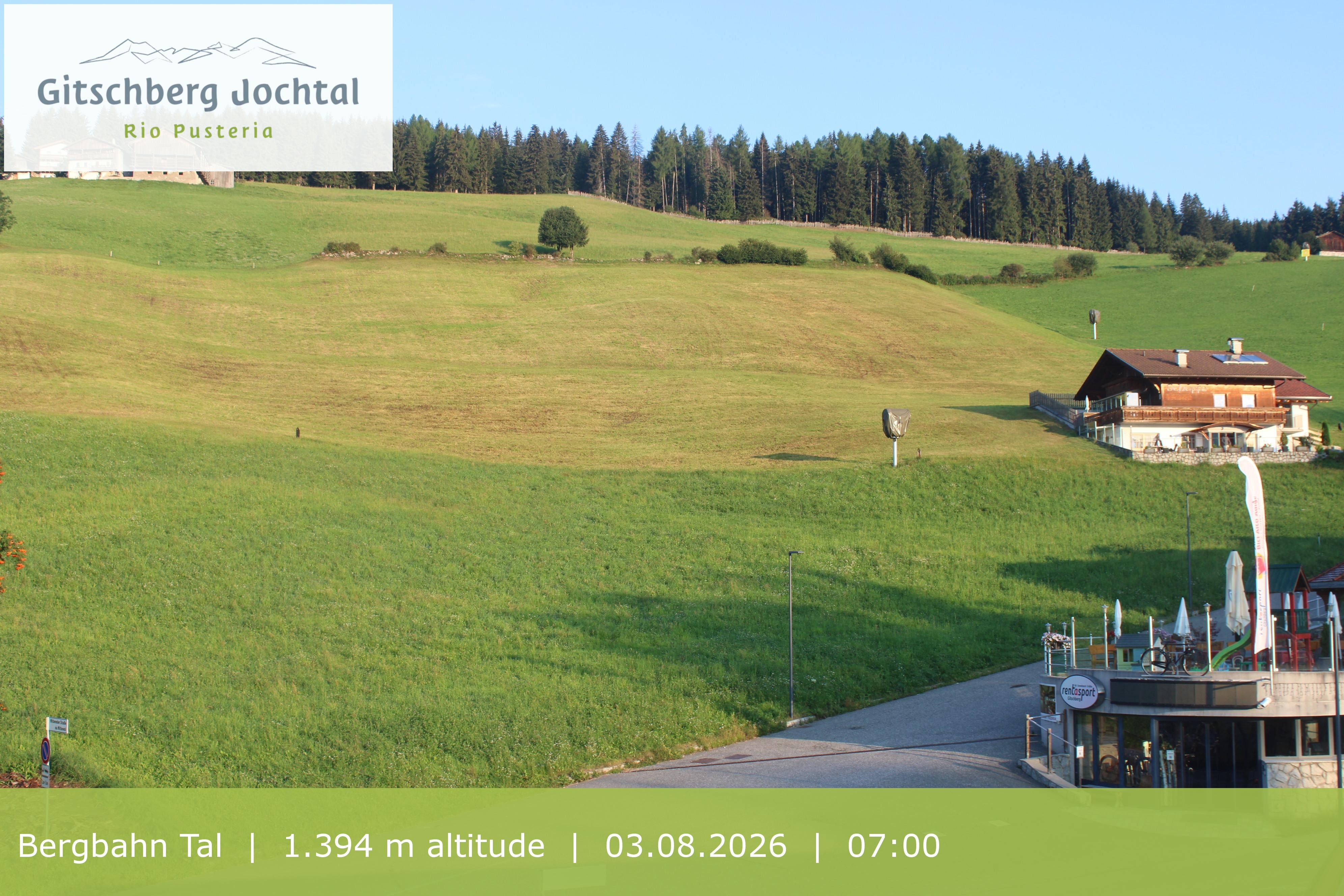 Archived image Webcam View of Base Station Meransen in South Tyrol