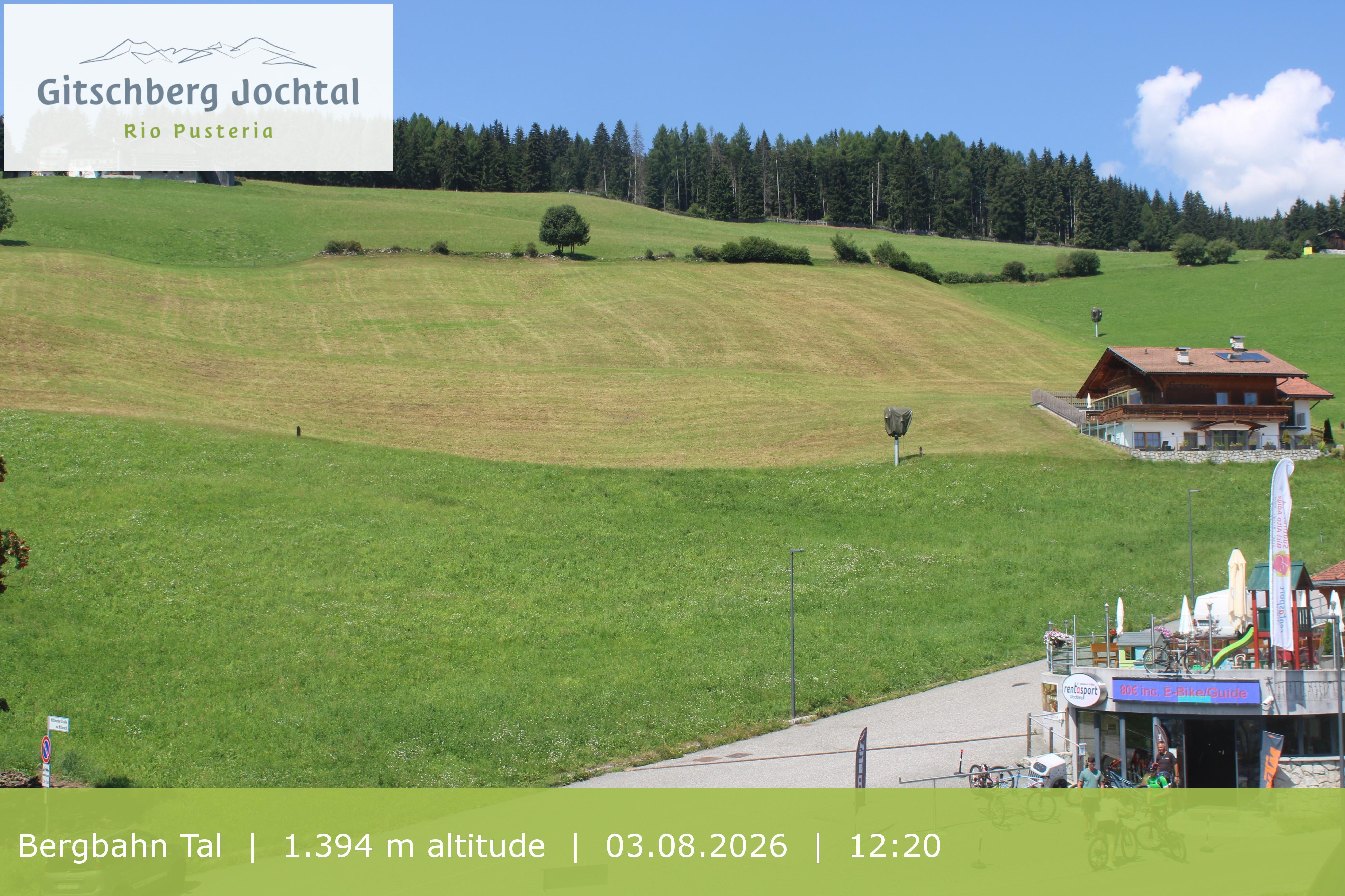 Archived image Webcam View of Base Station Meransen in South Tyrol