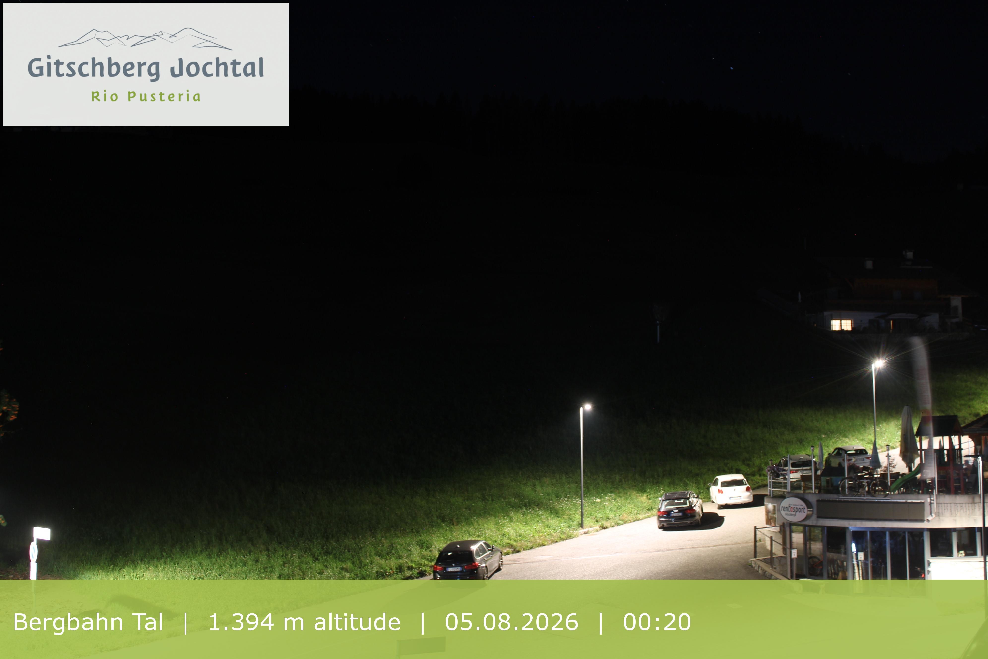 Archiv Foto Webcam Sicht auf die Talstation Meransen in Südtirol