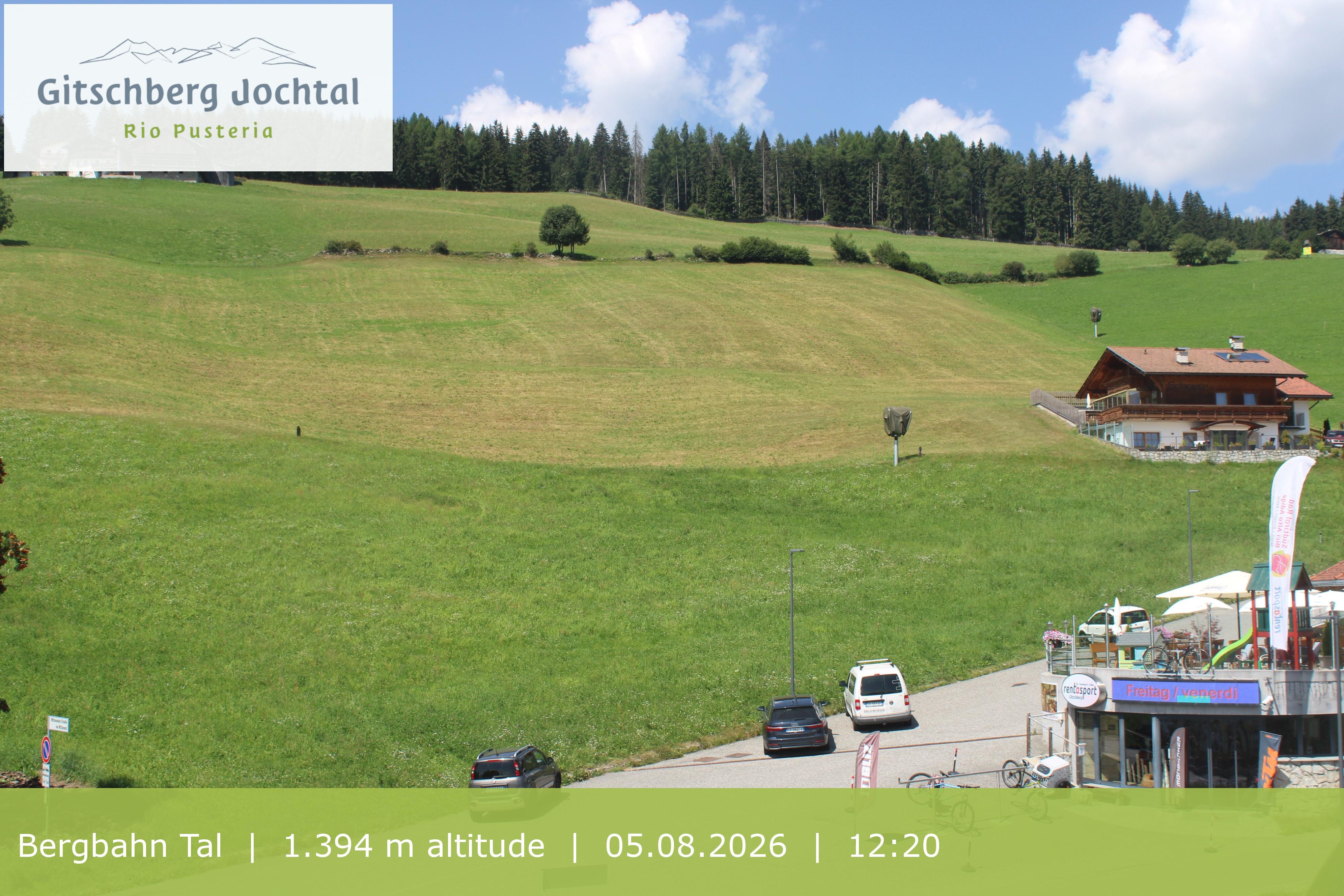 Archived image Webcam View of Base Station Meransen in South Tyrol
