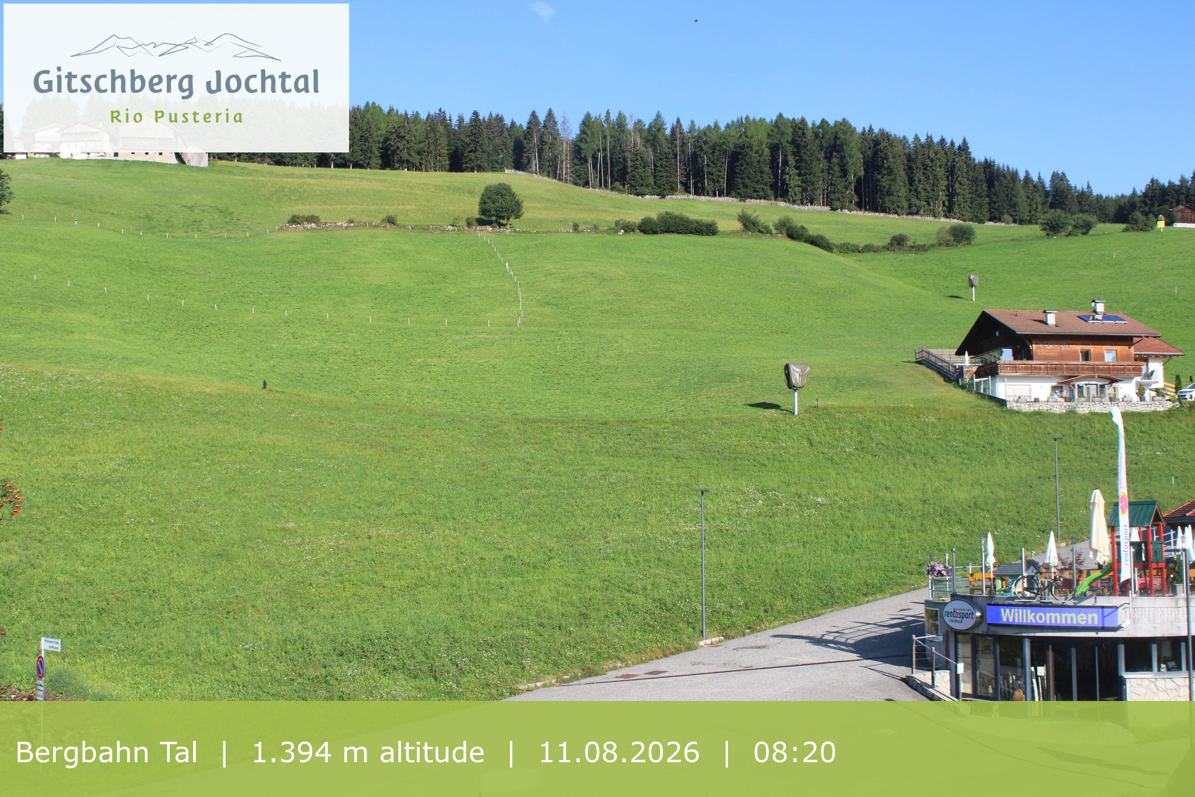 Archived image Webcam View of Base Station Meransen in South Tyrol