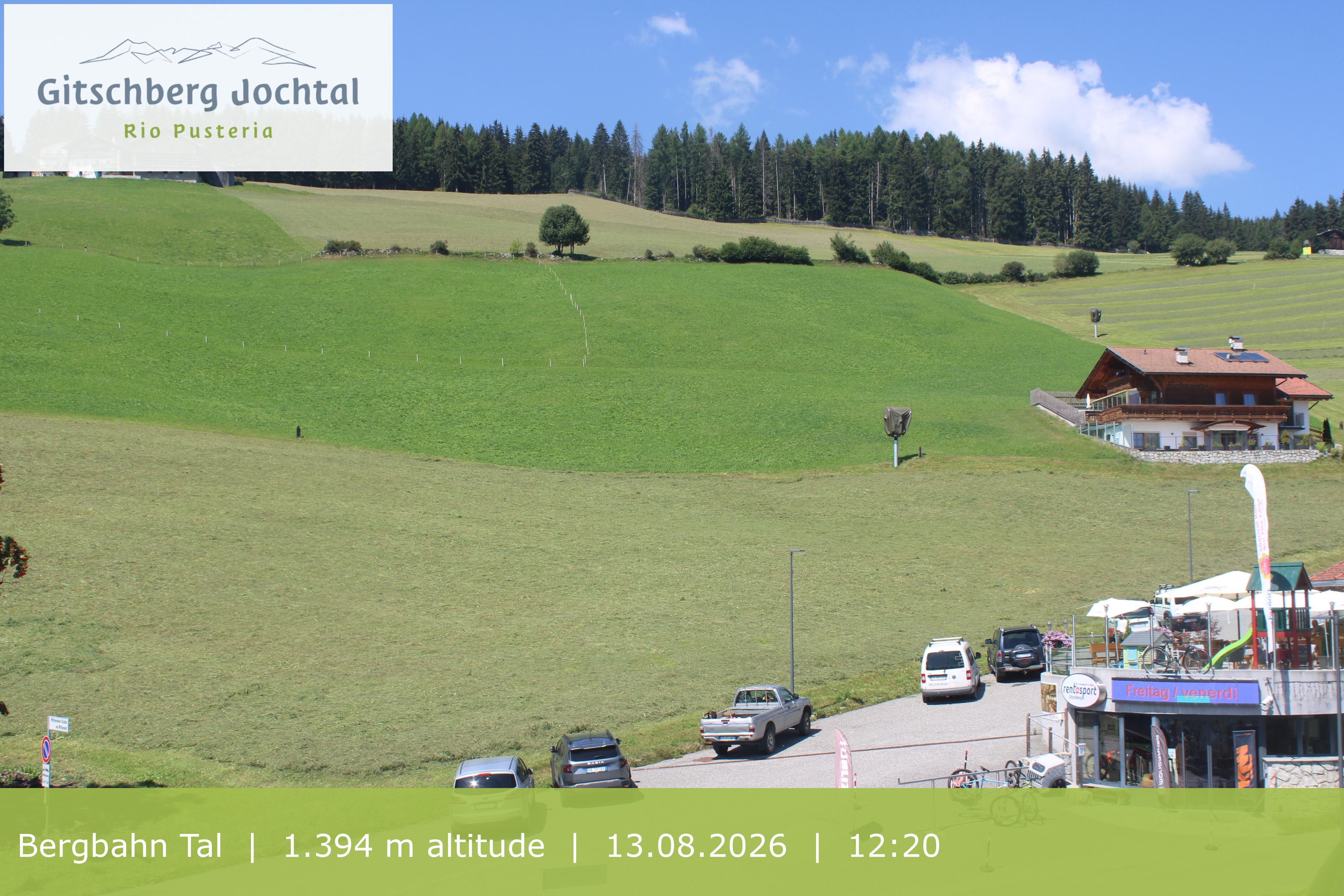Archived image Webcam View of Base Station Meransen in South Tyrol