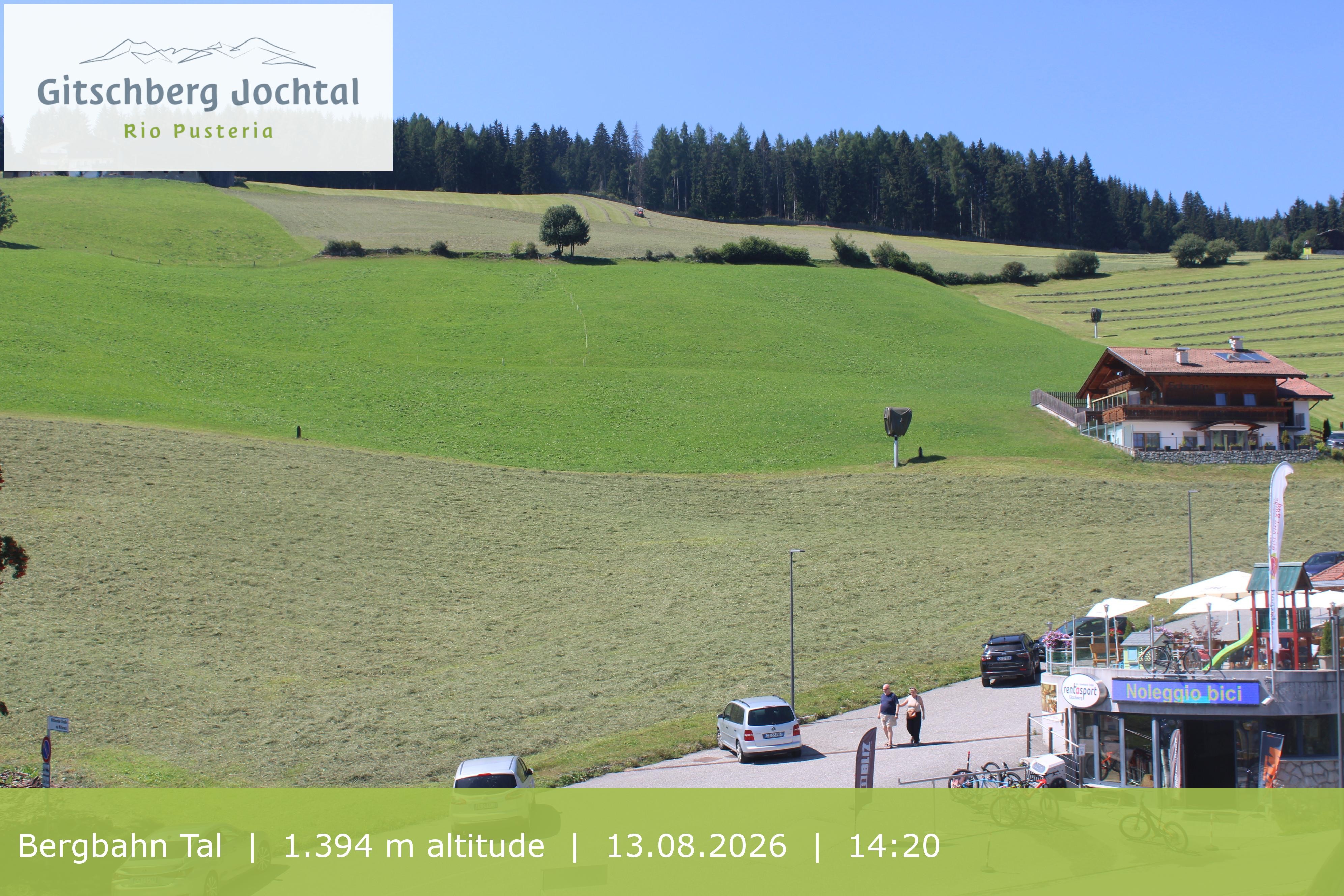 Archived image Webcam View of Base Station Meransen in South Tyrol