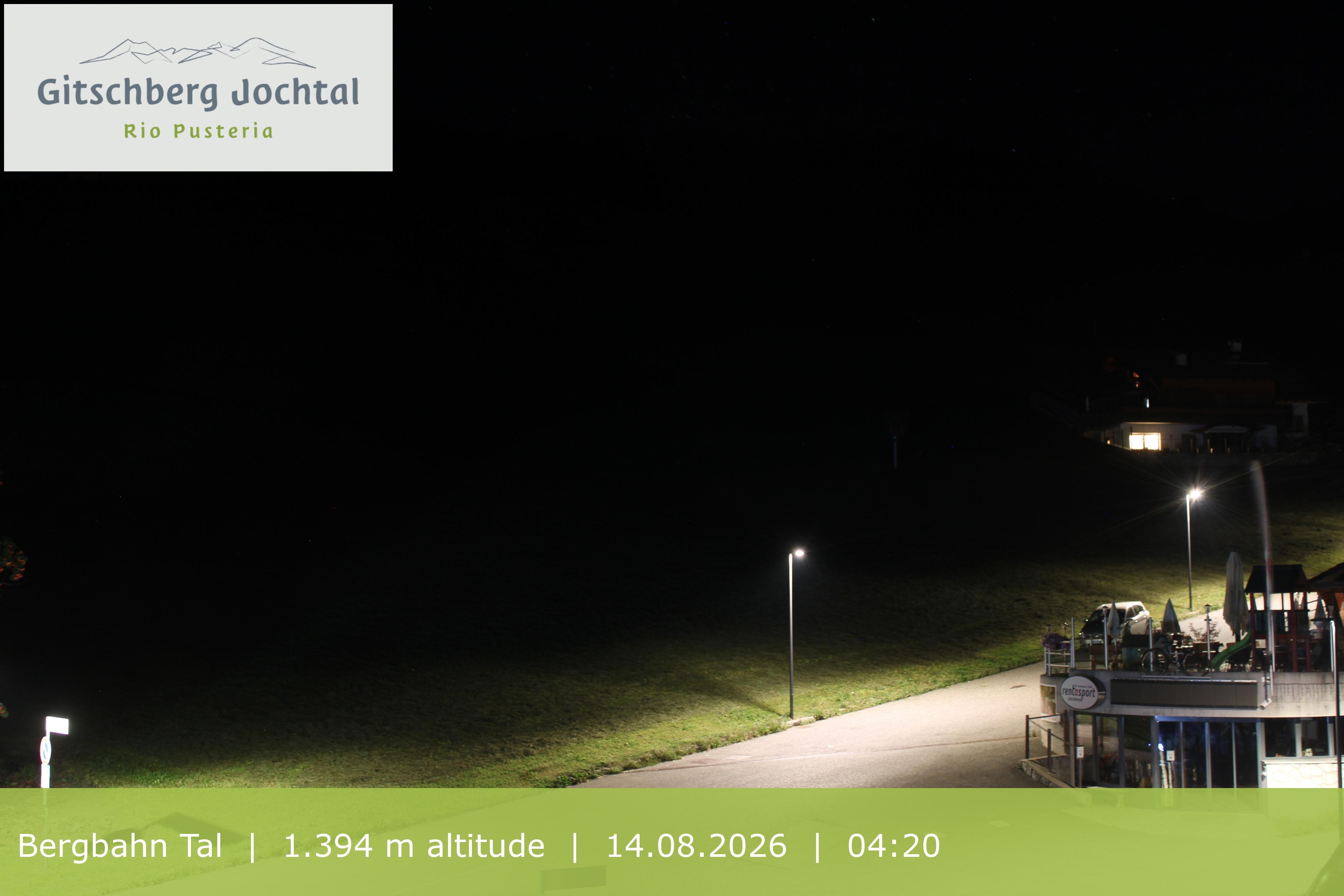 Archiv Foto Webcam Sicht auf die Talstation Meransen in Südtirol